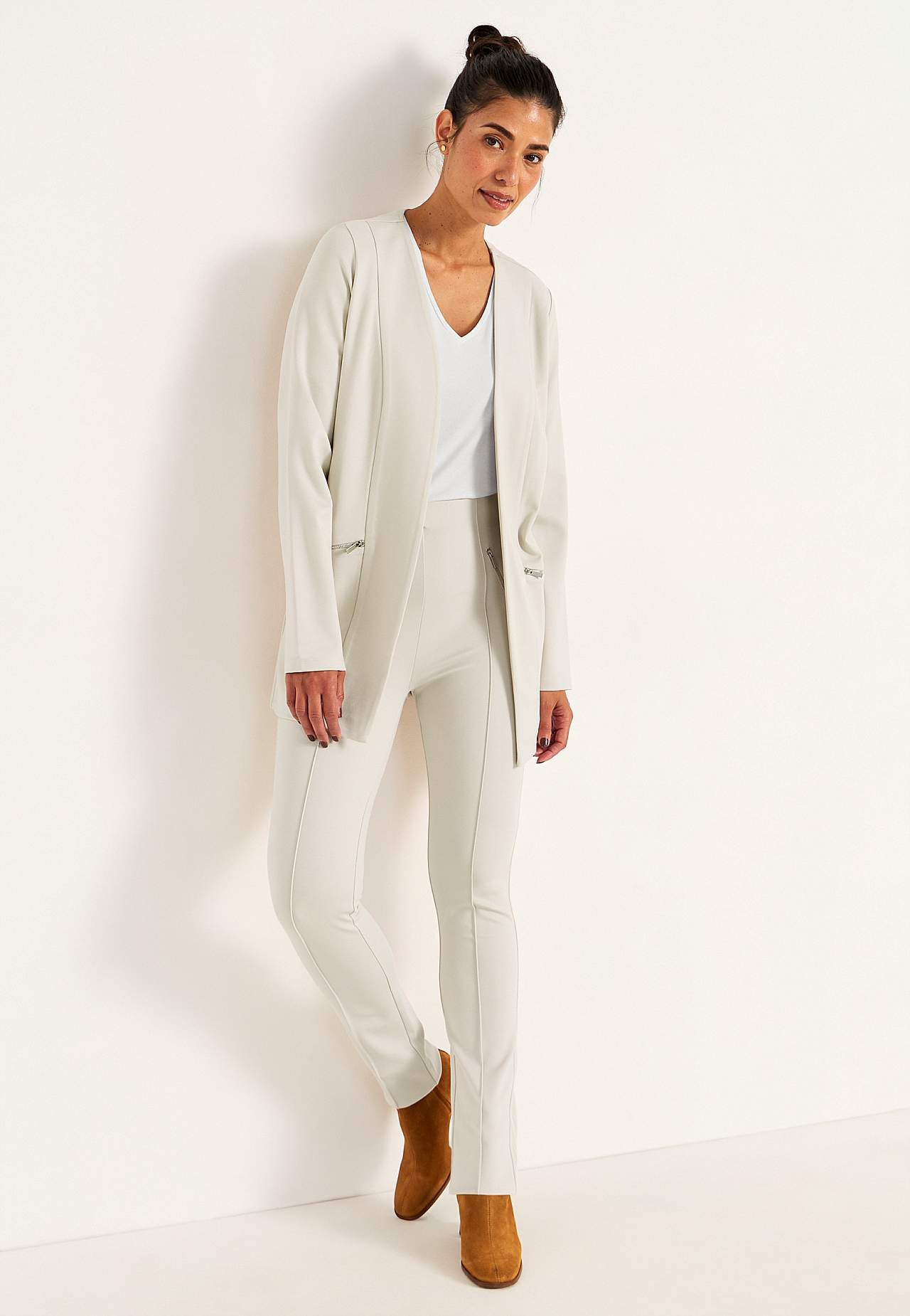Jersey pants with stitched creases