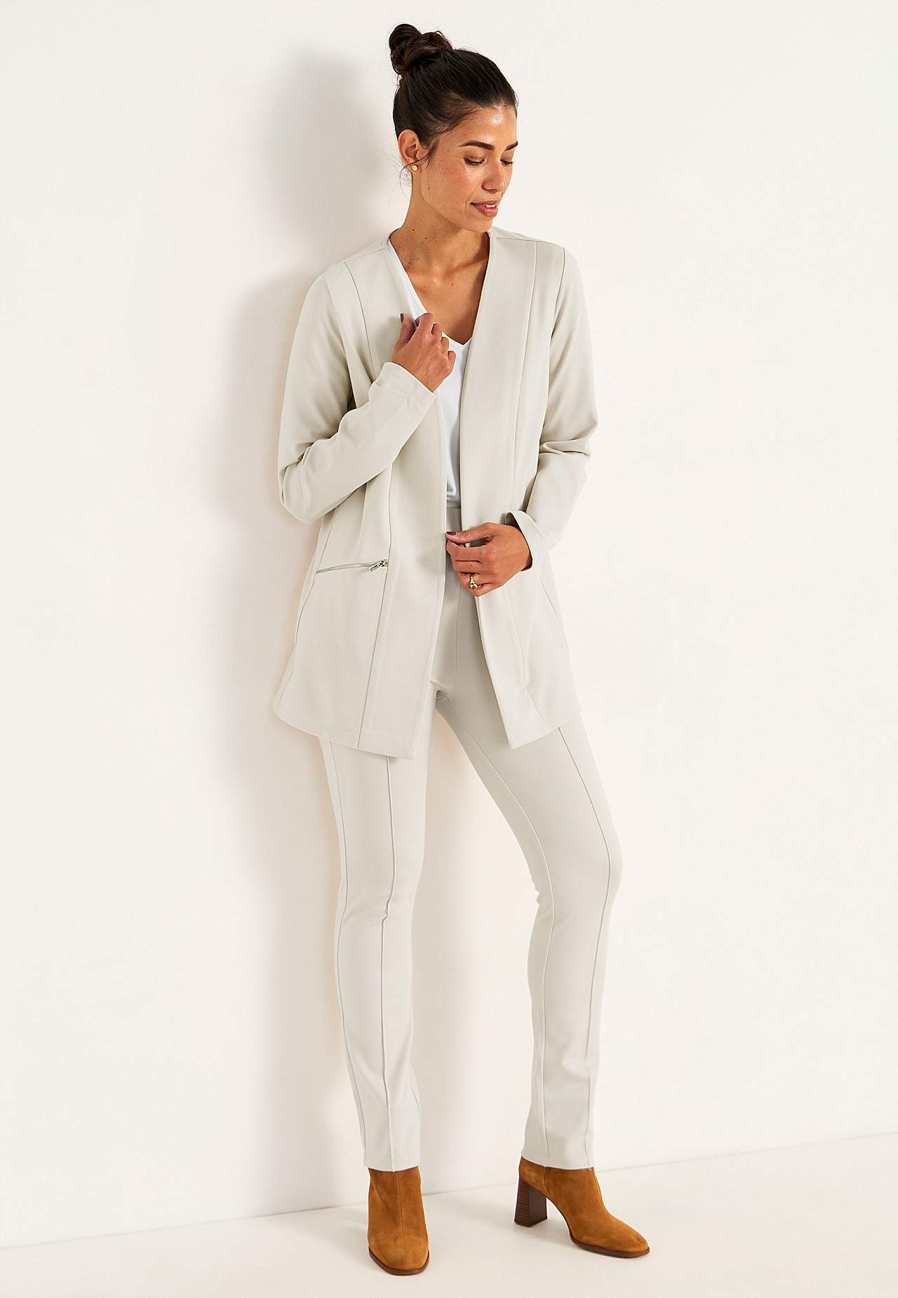 Jersey pants with stitched creases