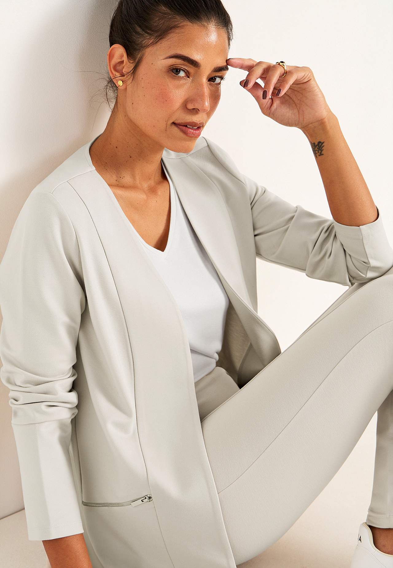 Stylish tricot jacket