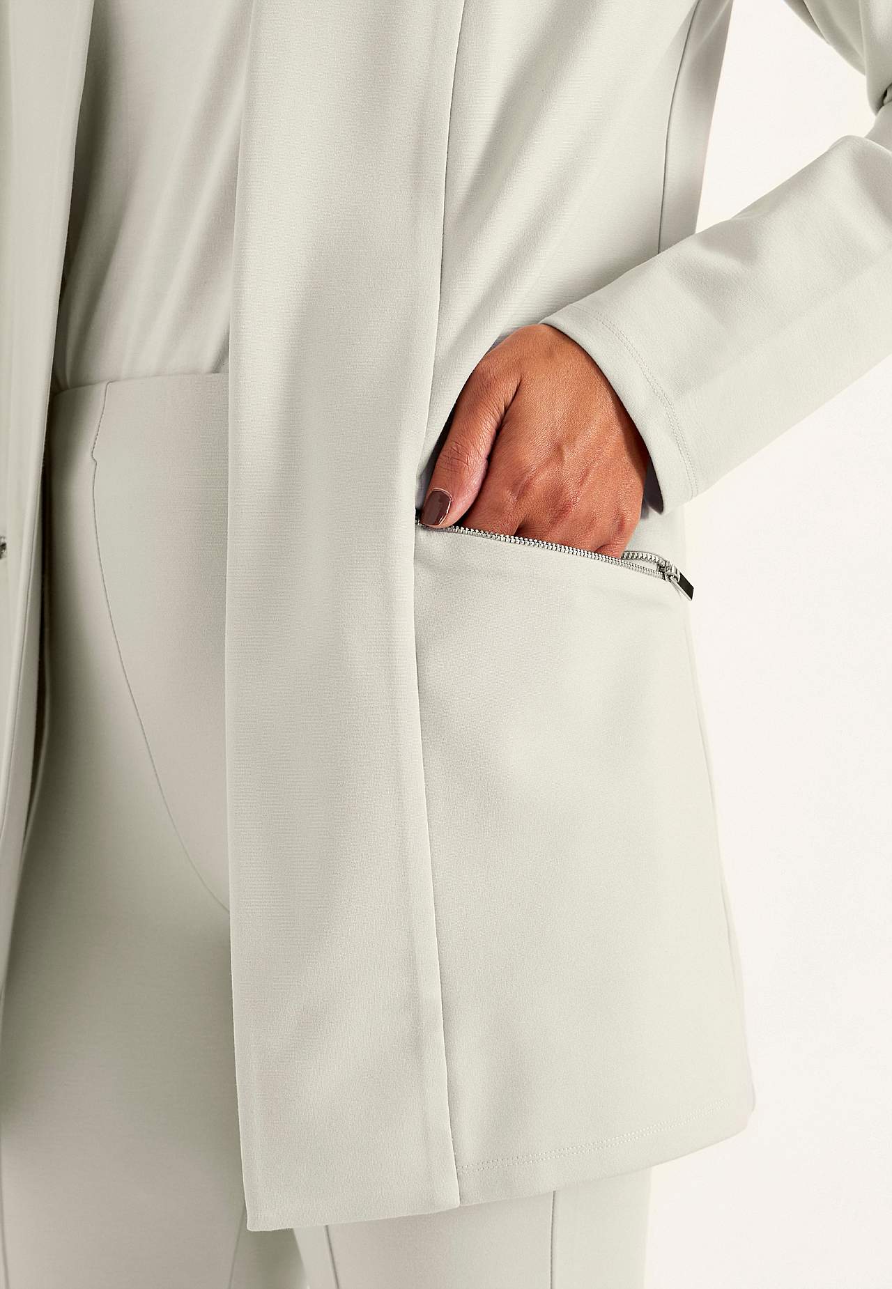 Stylish tricot jacket