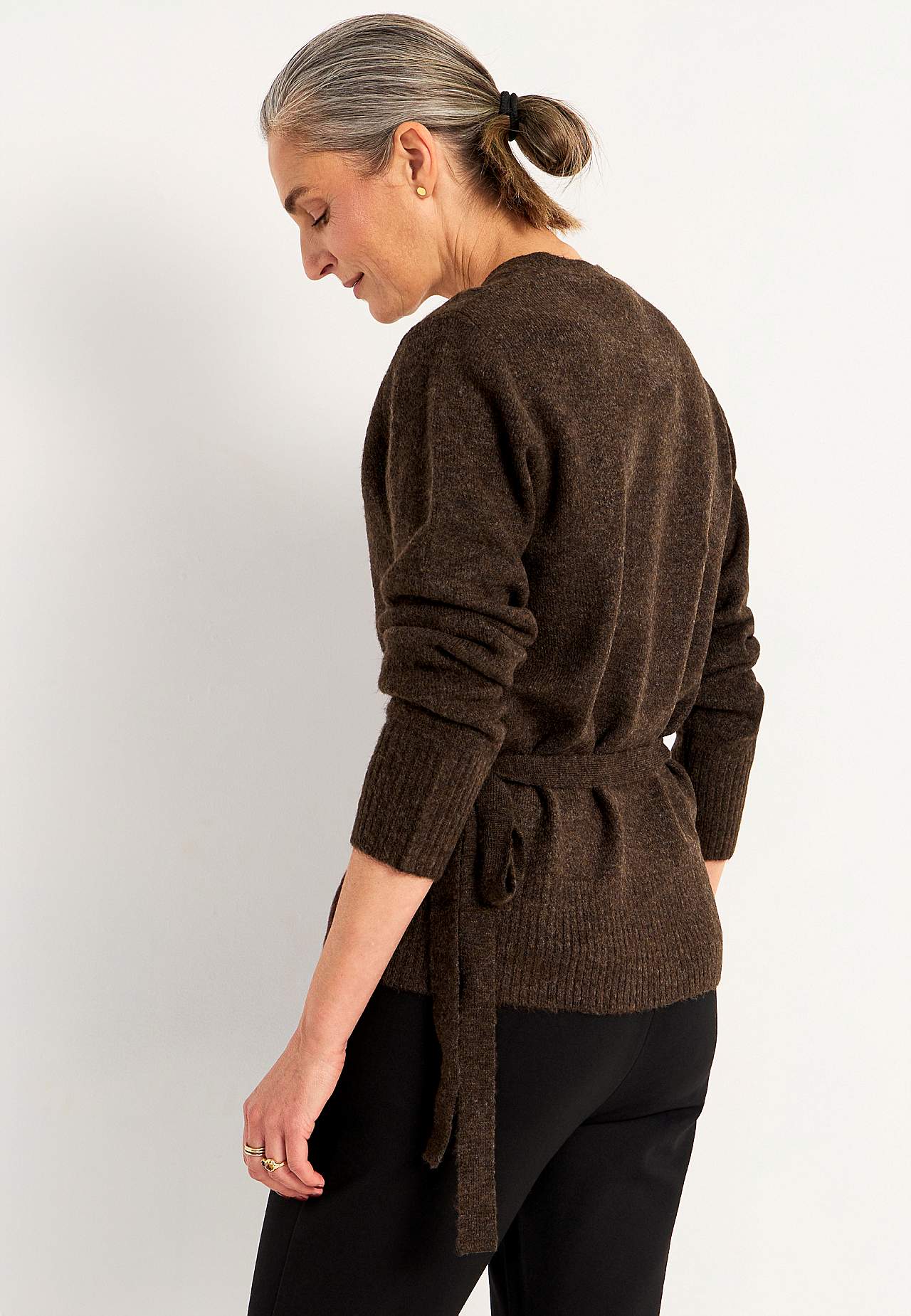 Knitted cardigan with wrap design