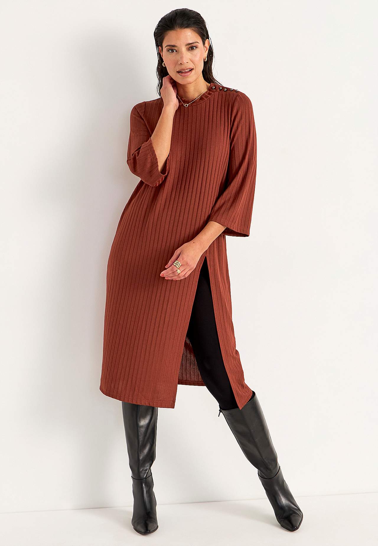Ribbed jersey dress with high slit