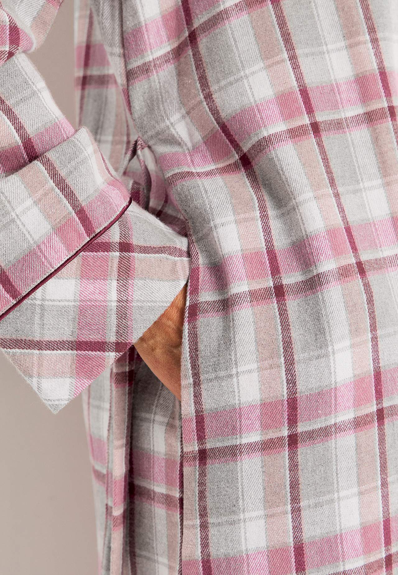 Checked robe in flannel