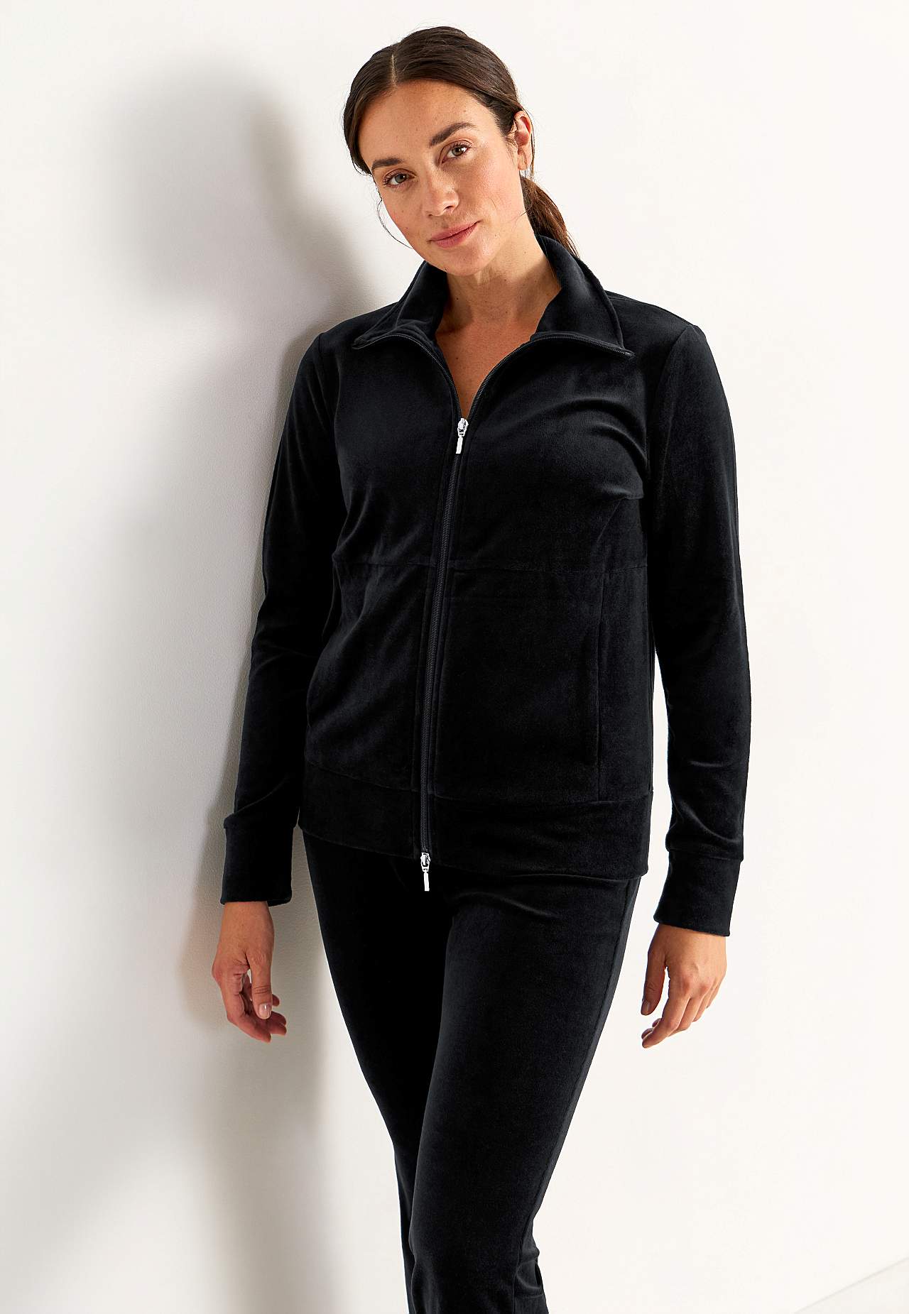 Velour jacket with zip