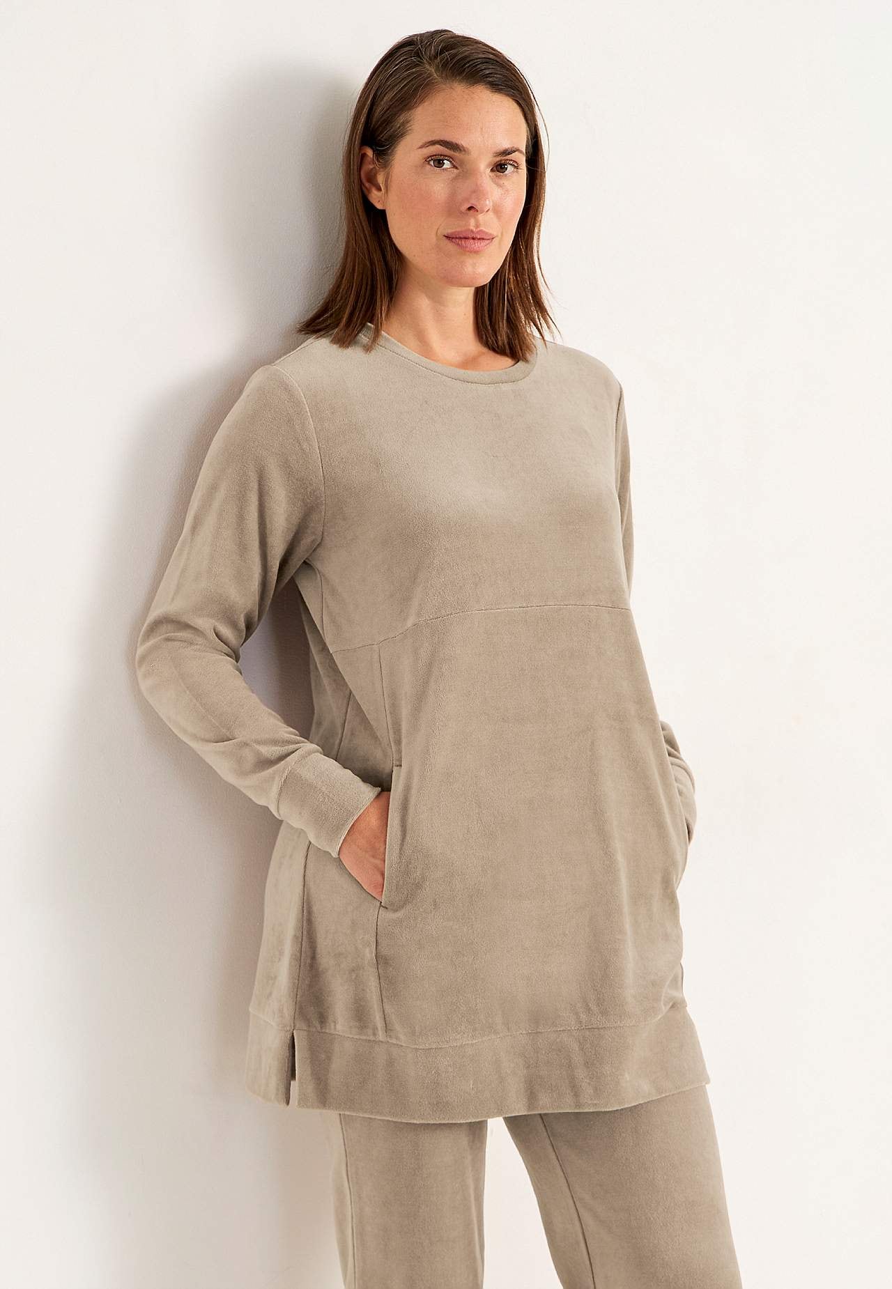 Long velour tunic