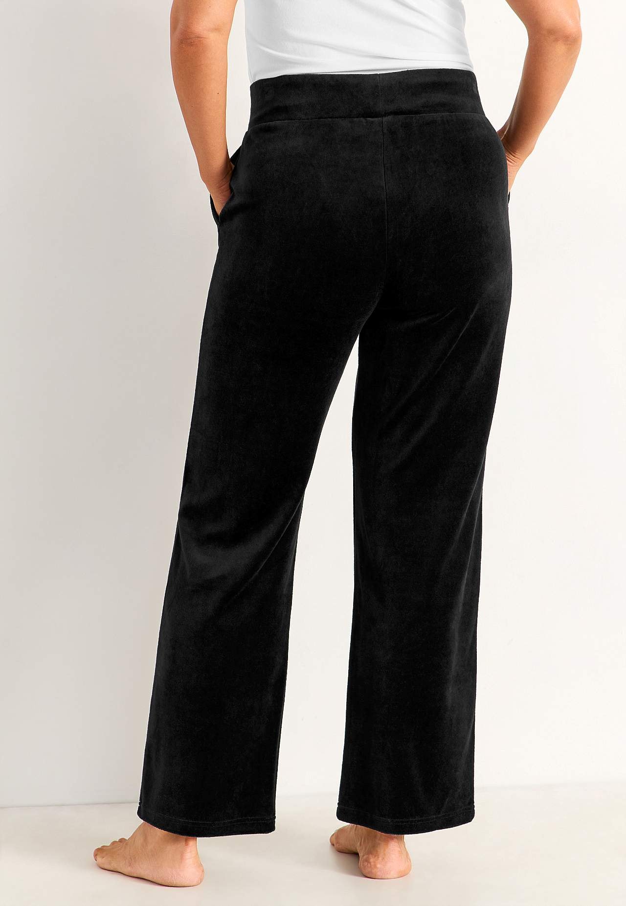 Wide velour trousers