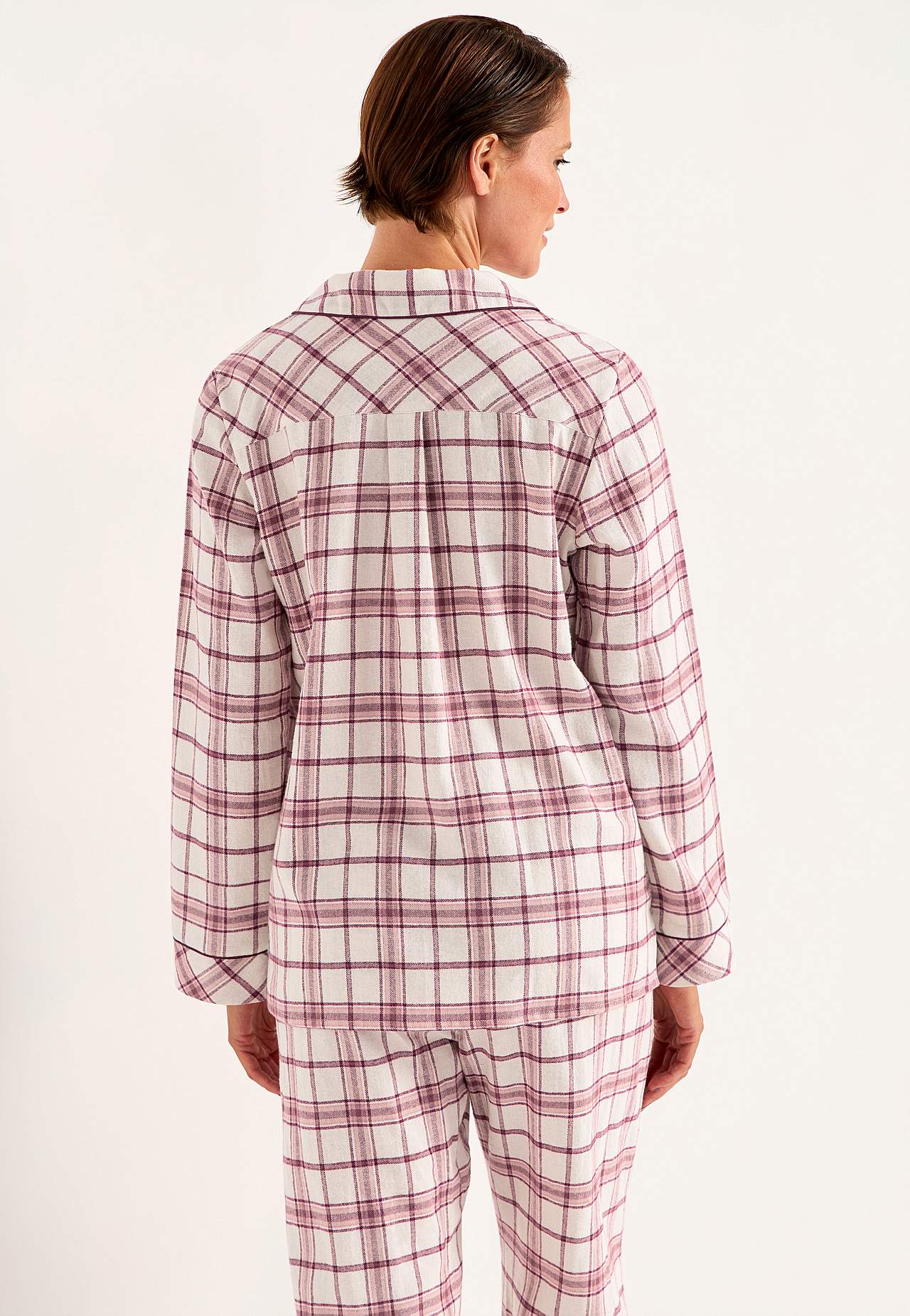 Checked pyjamas in flannel