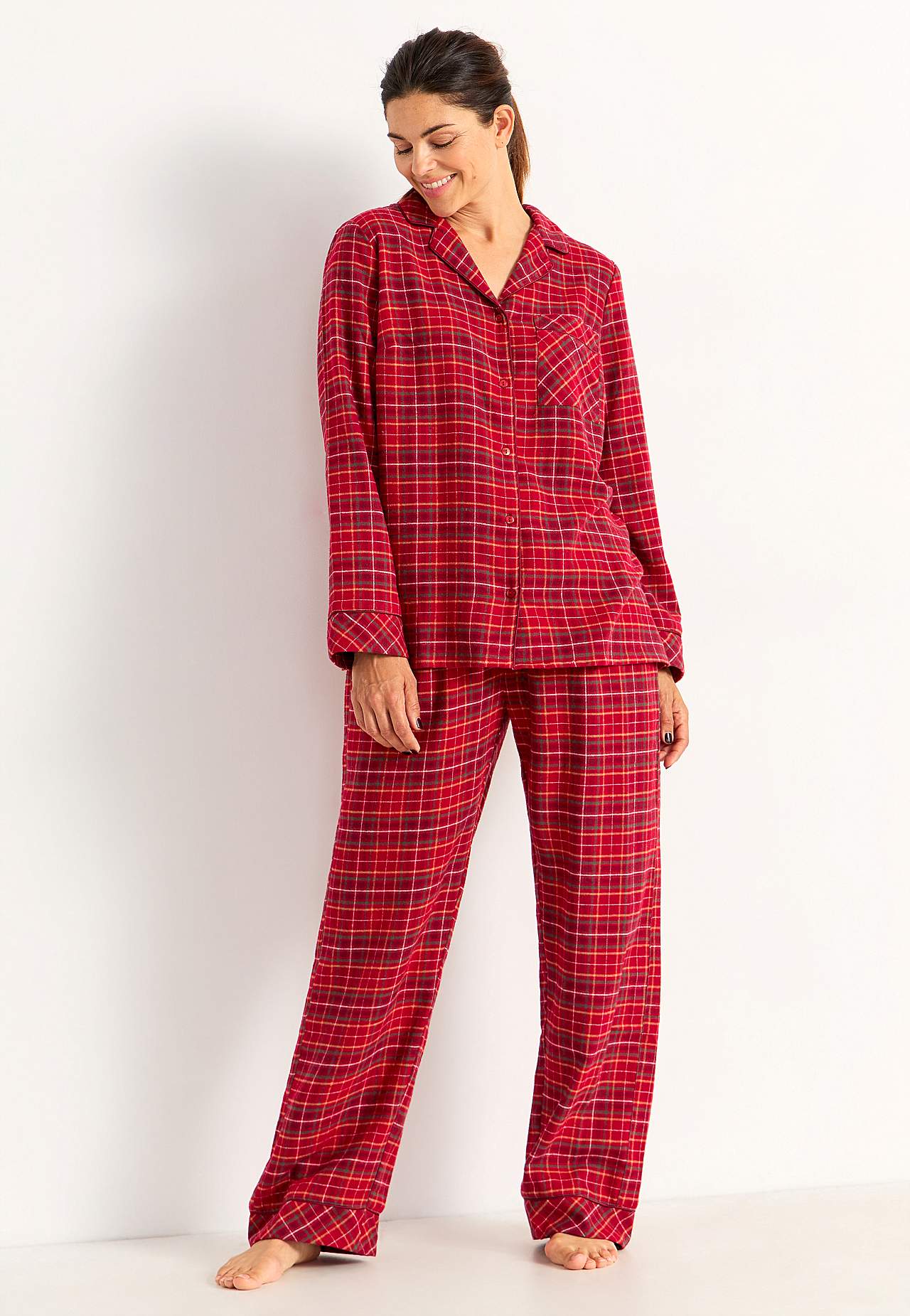 Checked pyjamas in flannel