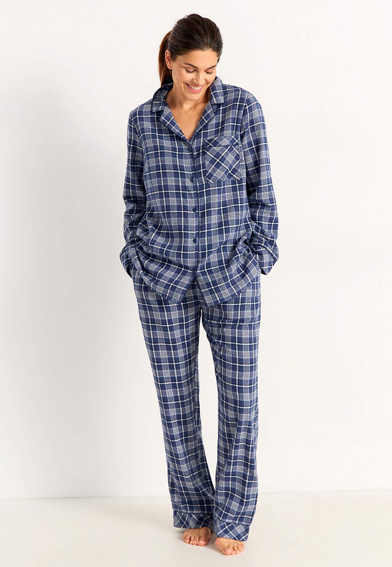 Checked pyjamas in flannel