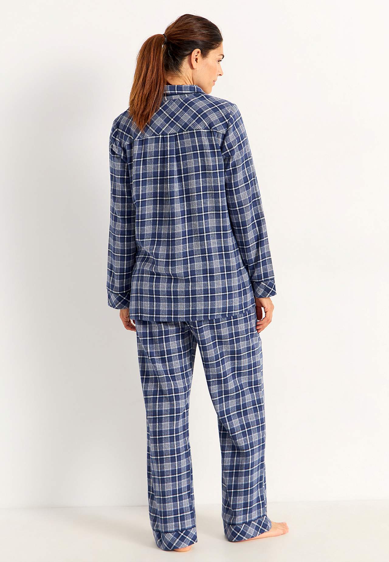Checked pyjamas in flannel