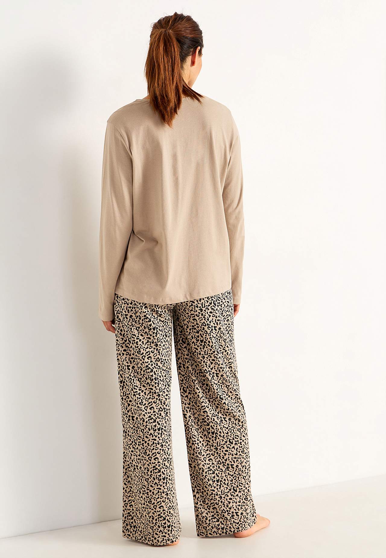 Two piece pyjamas