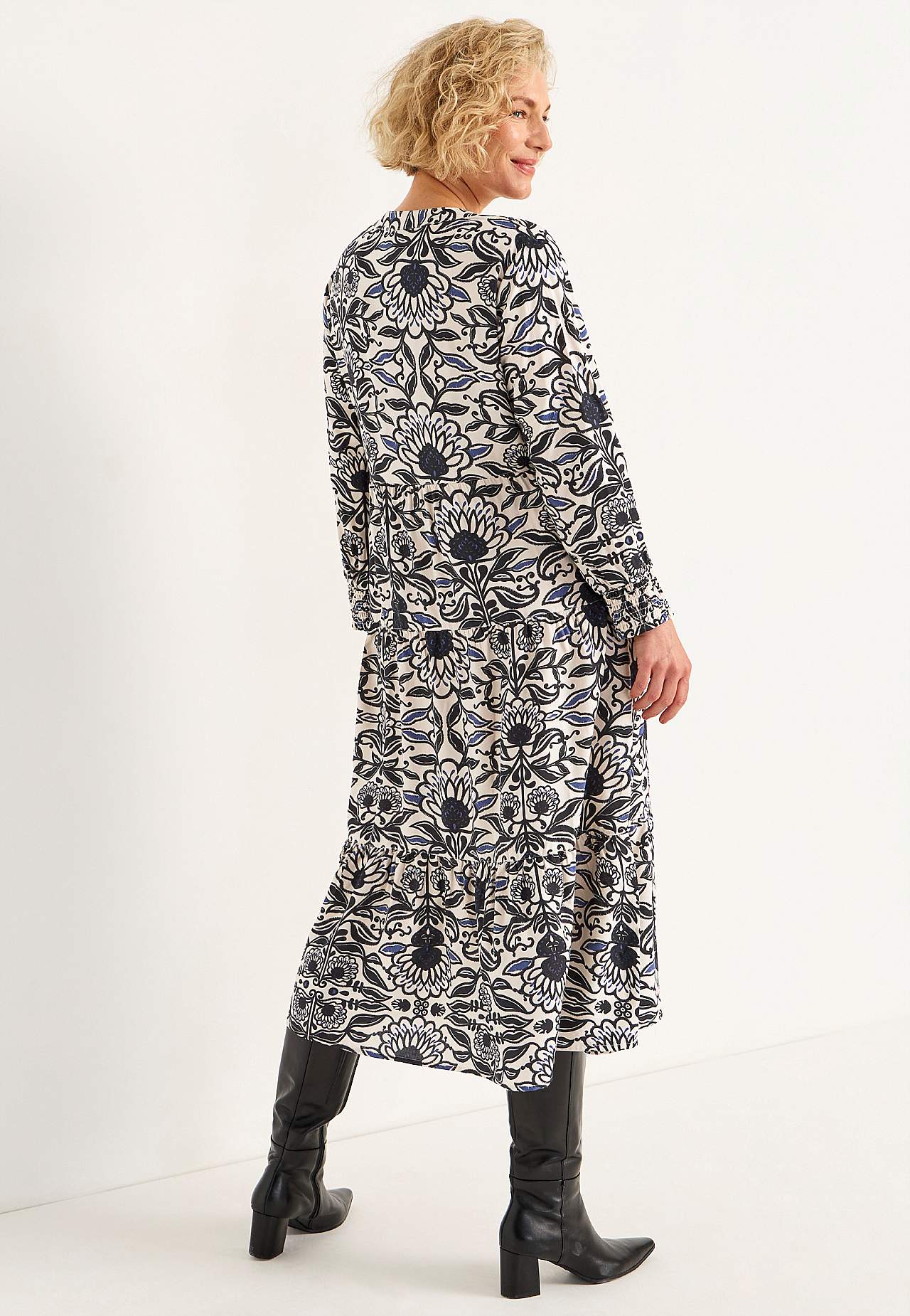 Dress with flounces