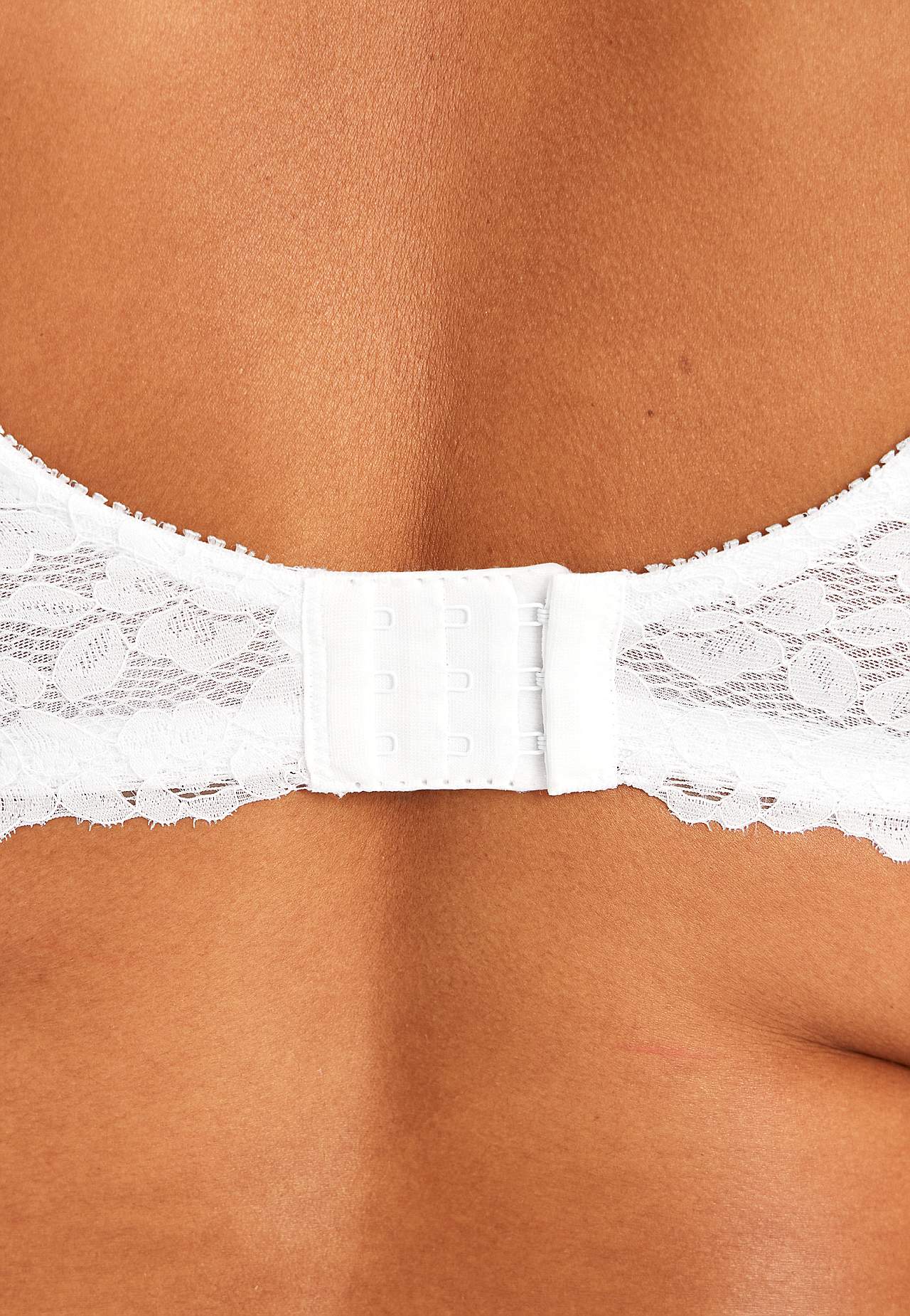 Underwired lace bra