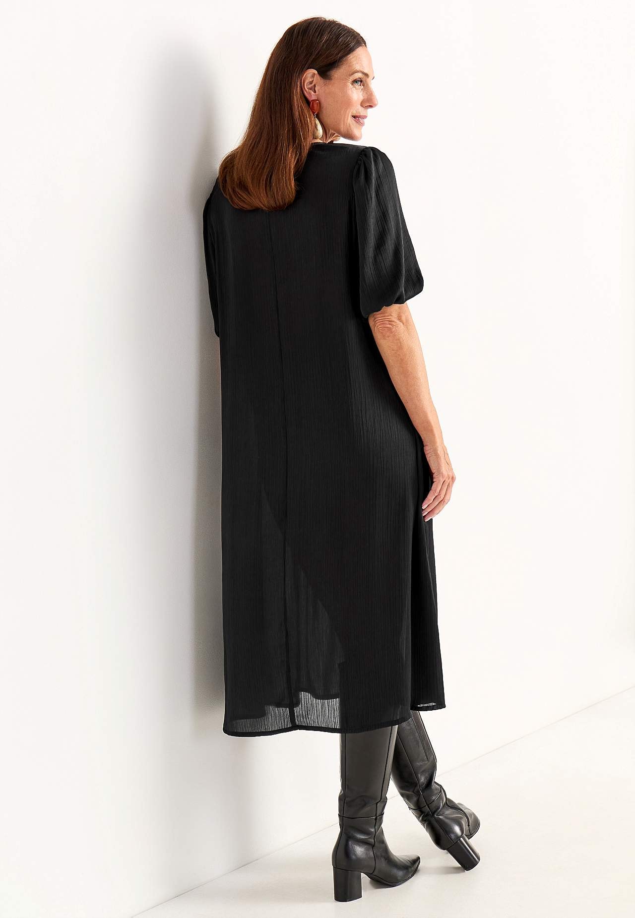 Dress with puff sleeve