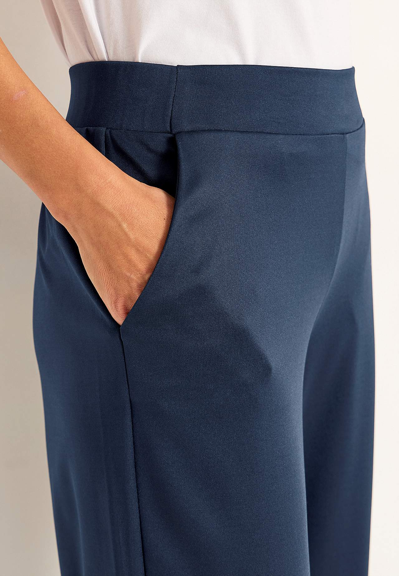 Jersey pants with ankle length