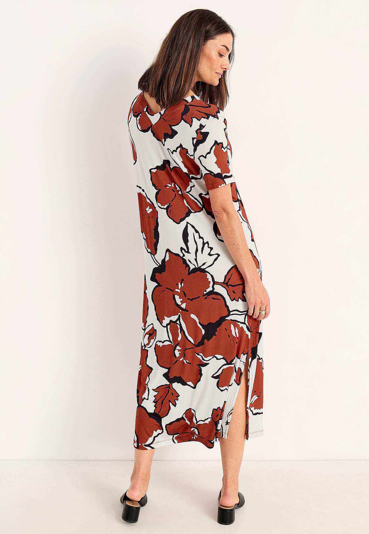 V-neck jersey dress