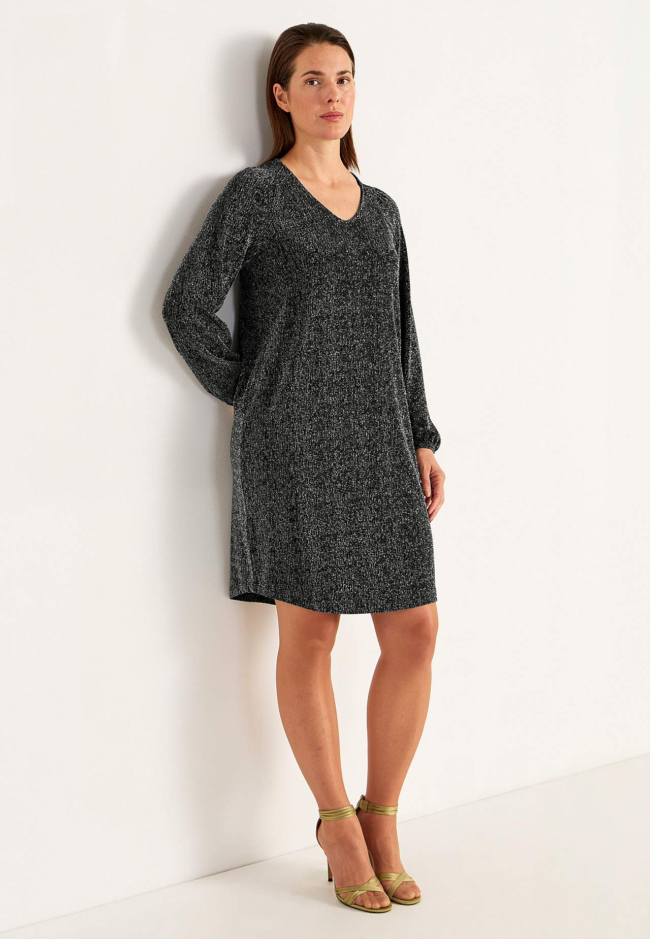 Party dress with glittery threads