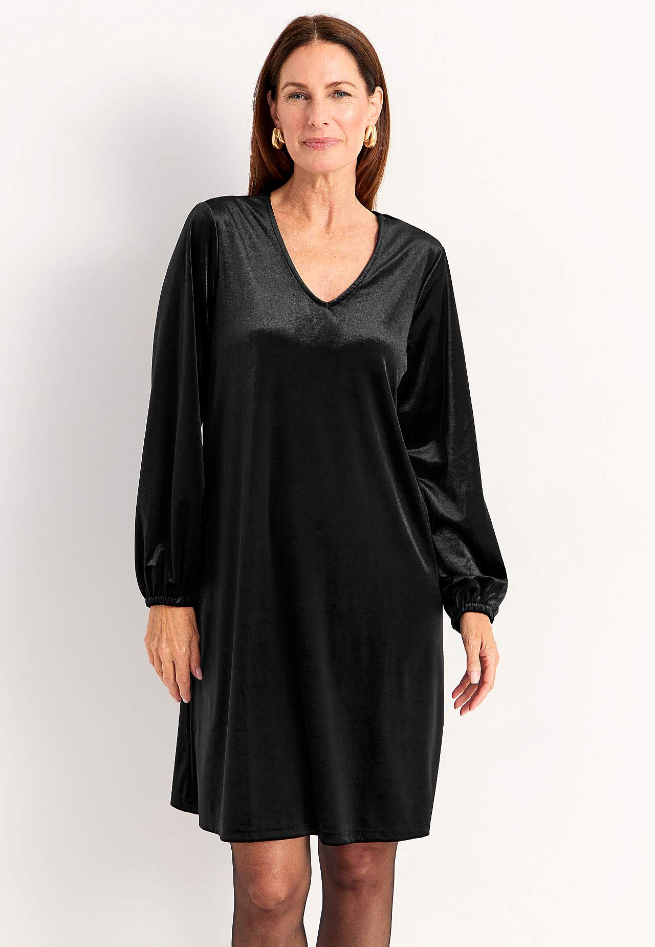 V-neck velvet dress