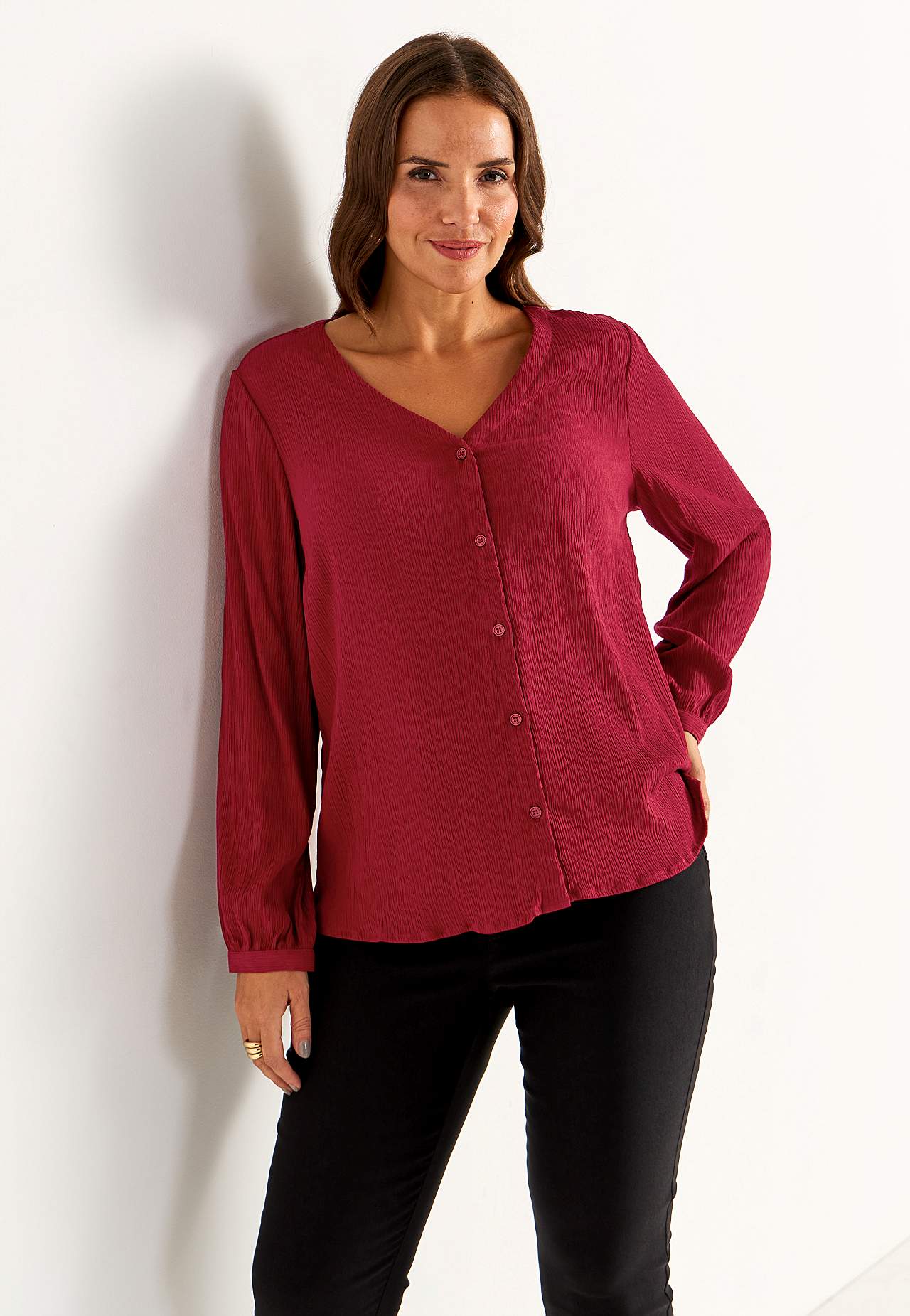 Blouse with crêpe quality