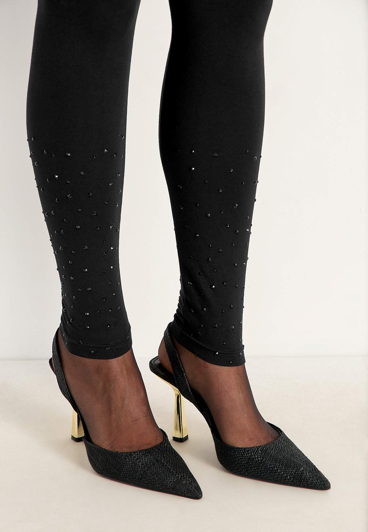 Leggings with glittery details