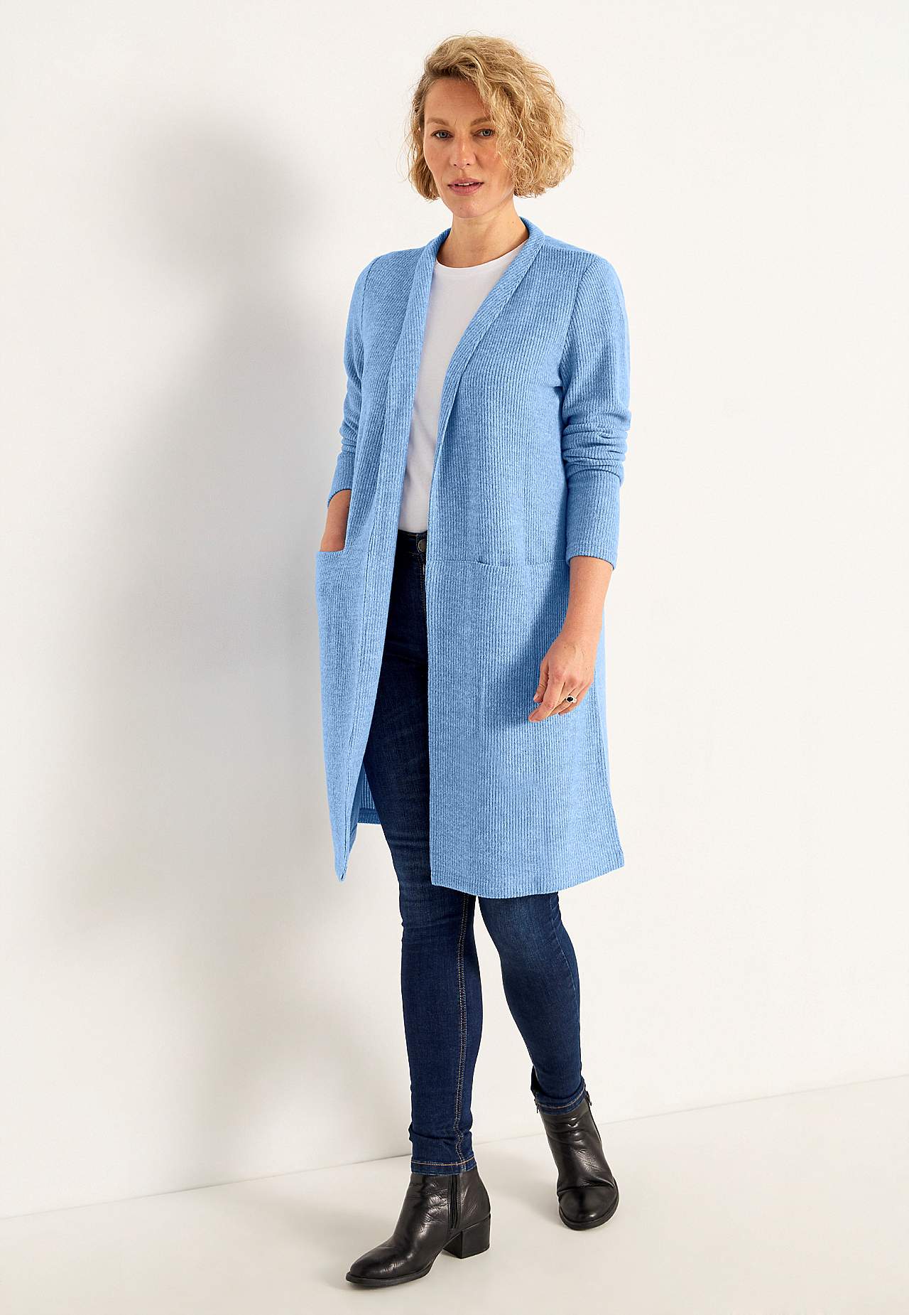 Super soft cardigan with pockets Beata