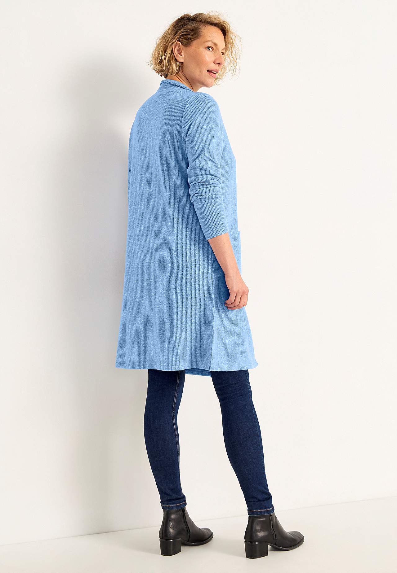 Super soft cardigan with pockets Beata