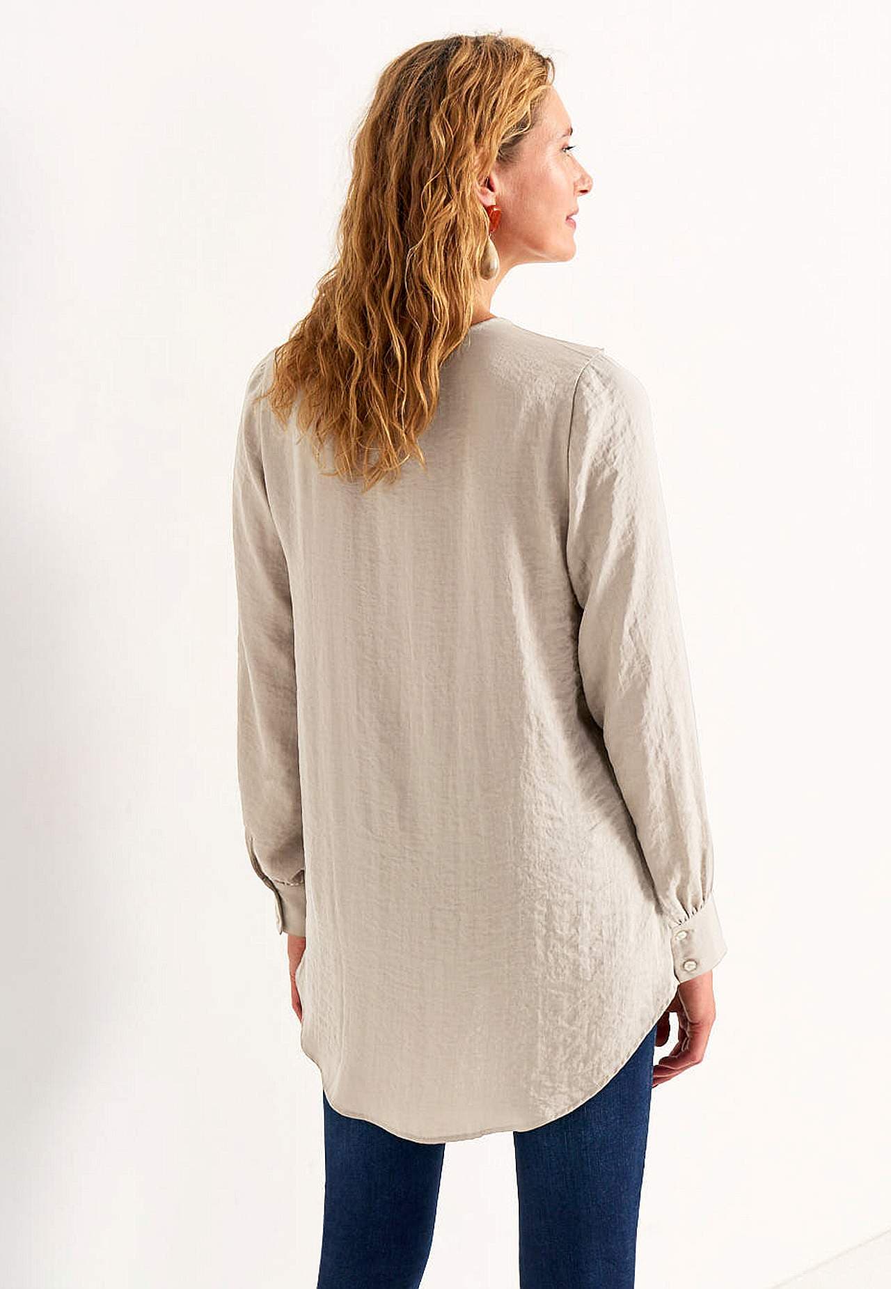 Tunic with frill collar