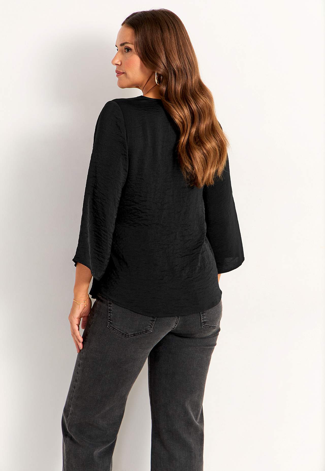 Blouse with tie band