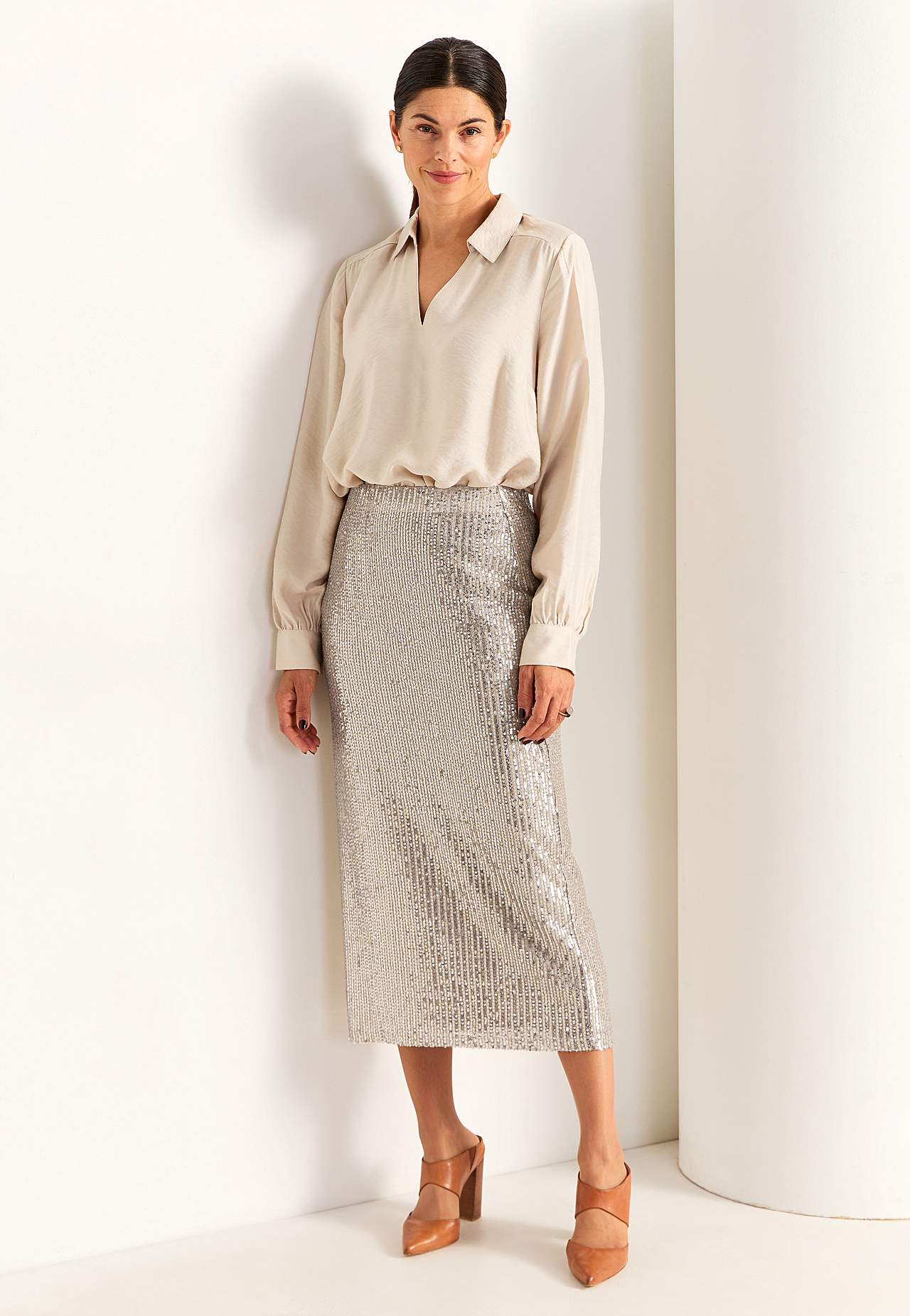 Luxurious sequin skirt