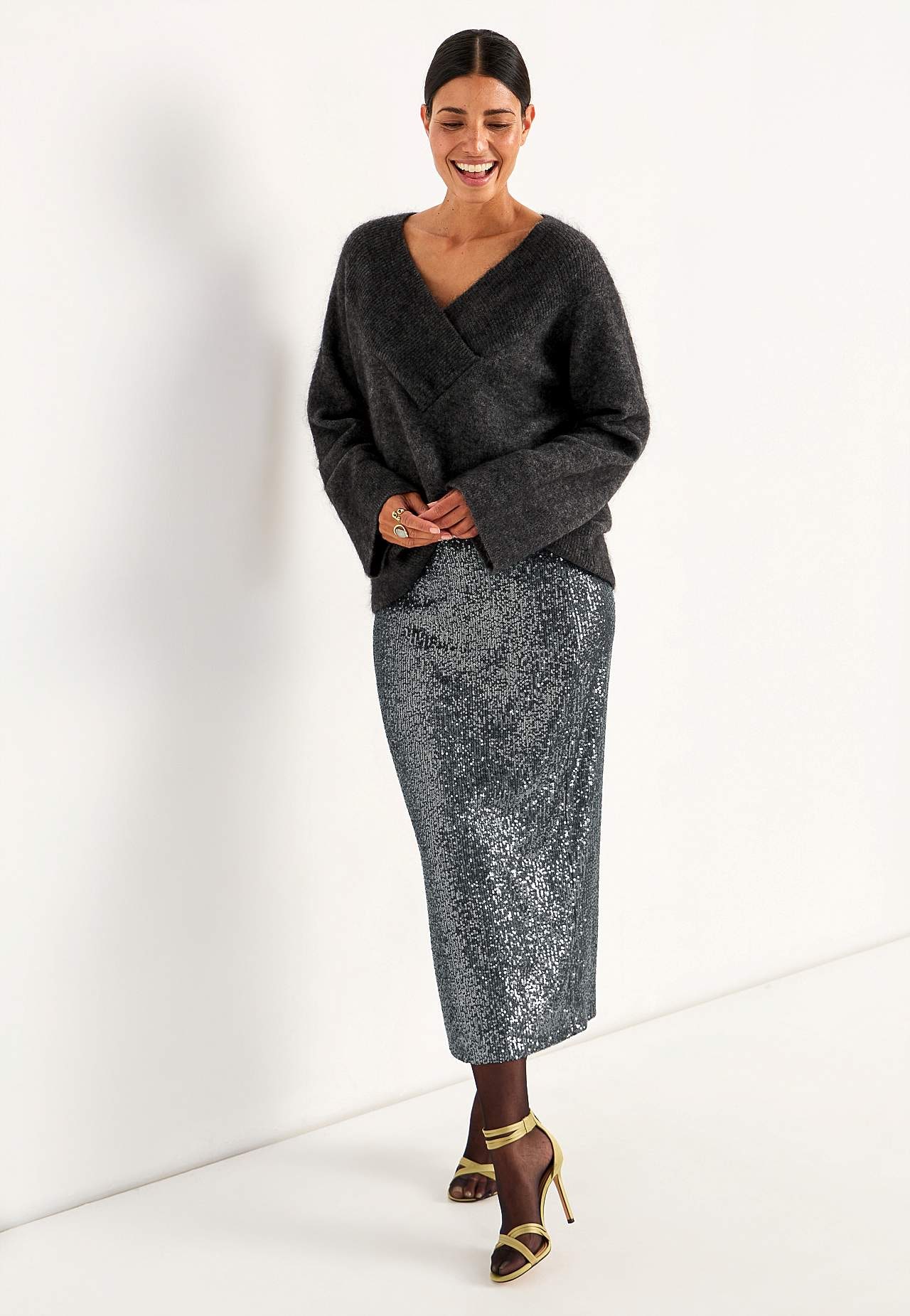 Luxurious sequin skirt