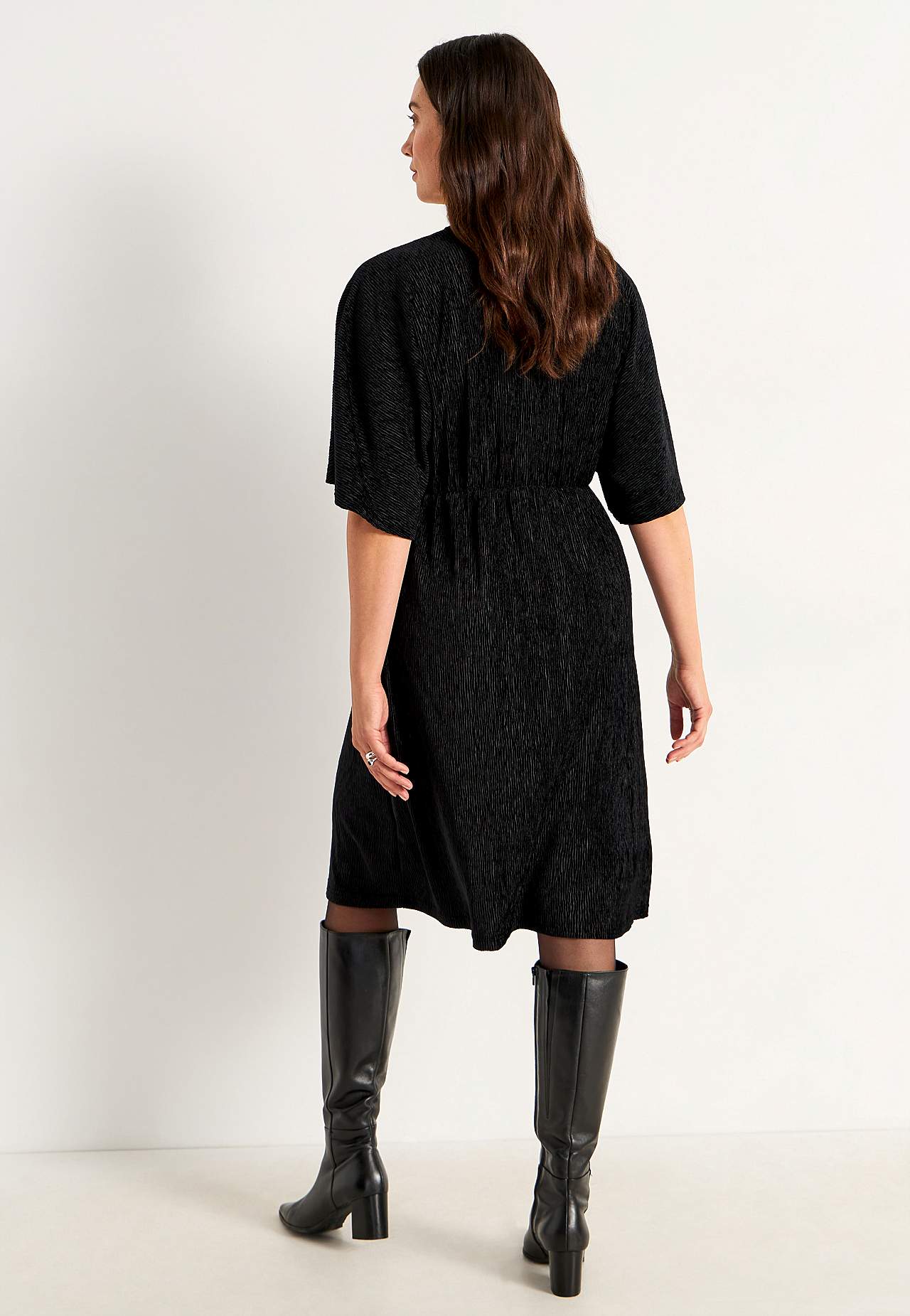 Party dress in velvet
