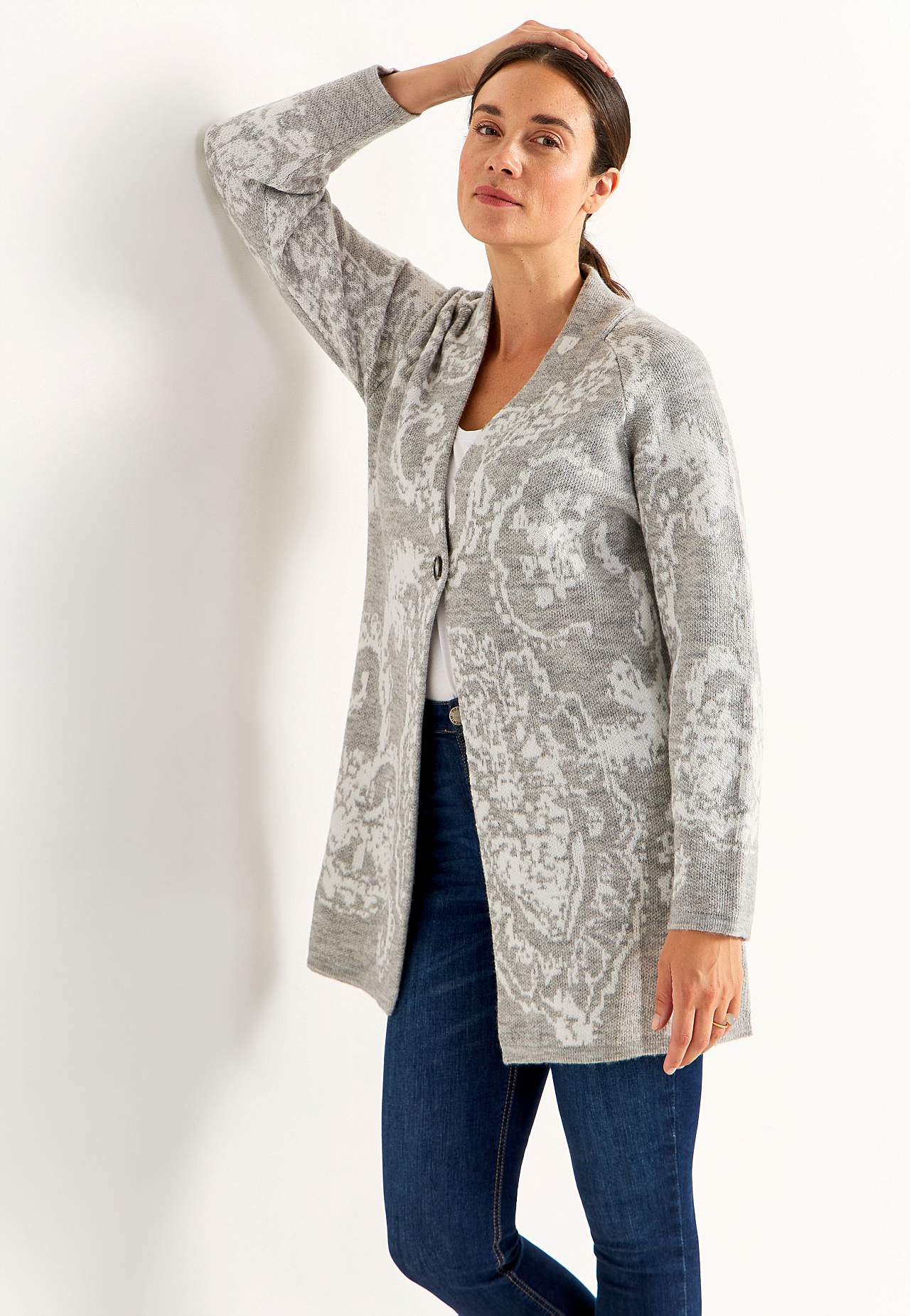 Jacquard-knit cardigan