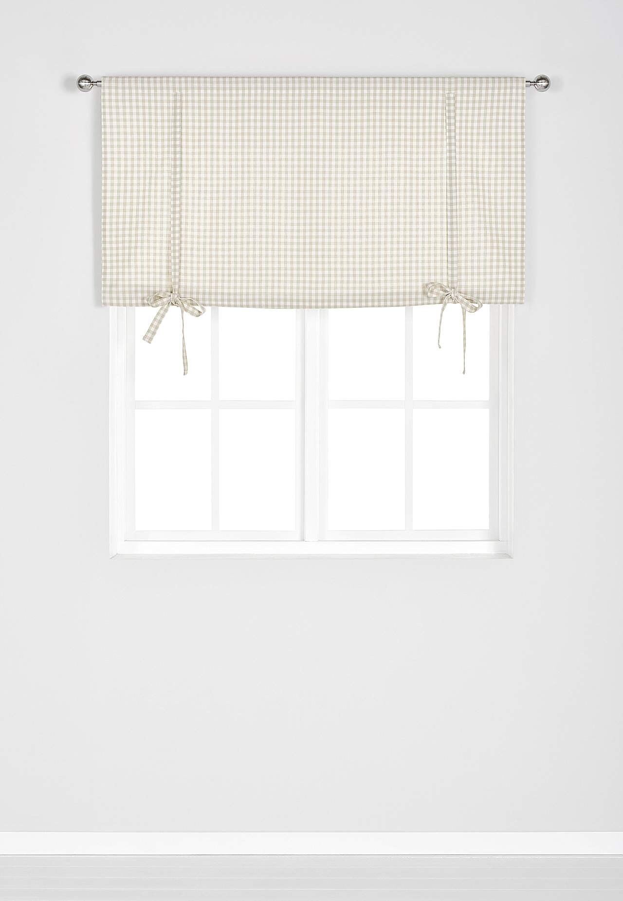 Woven, checked roman blind