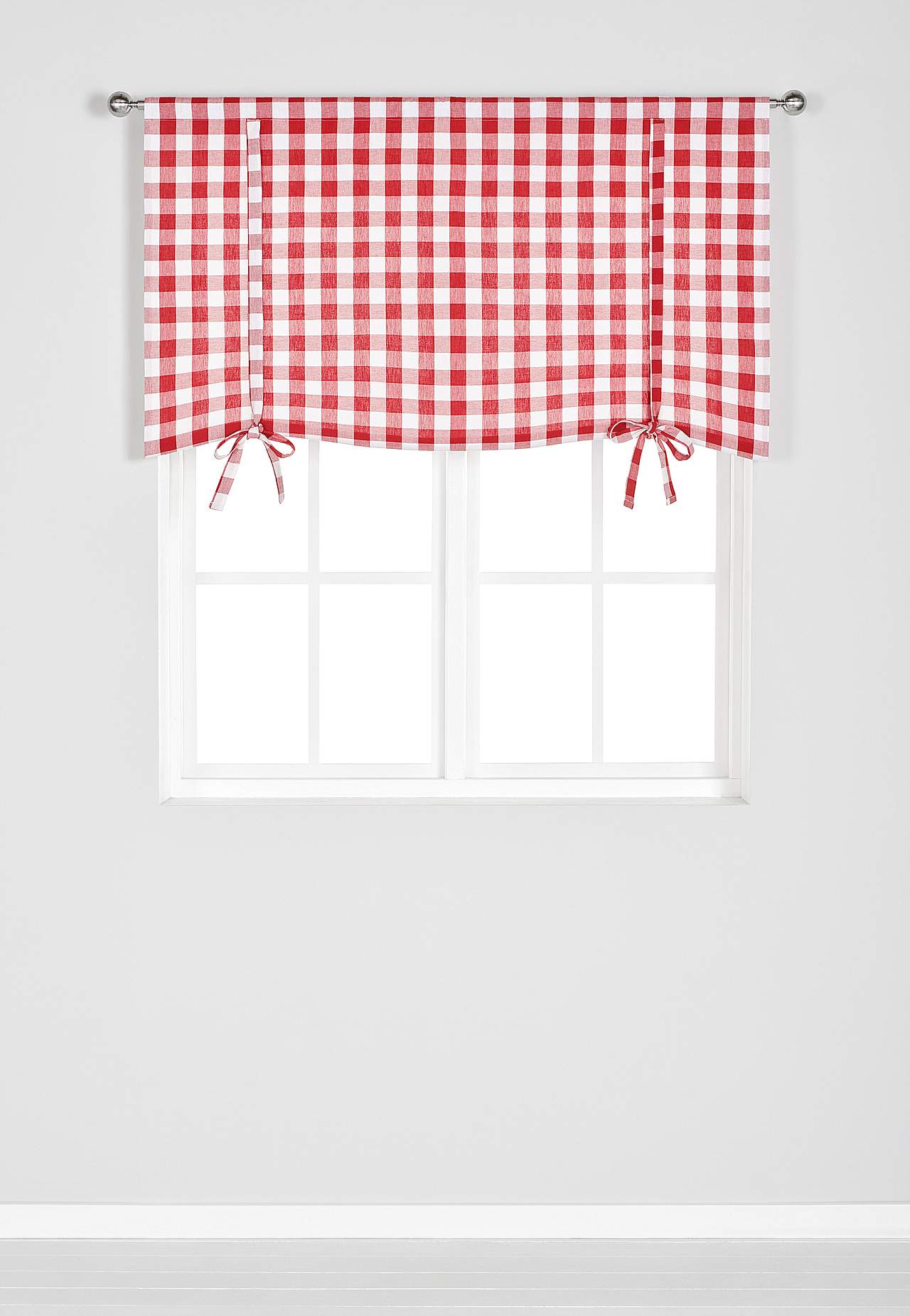 Woven, checked roman blind