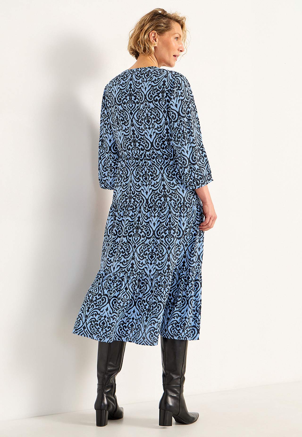 Dress with flounces