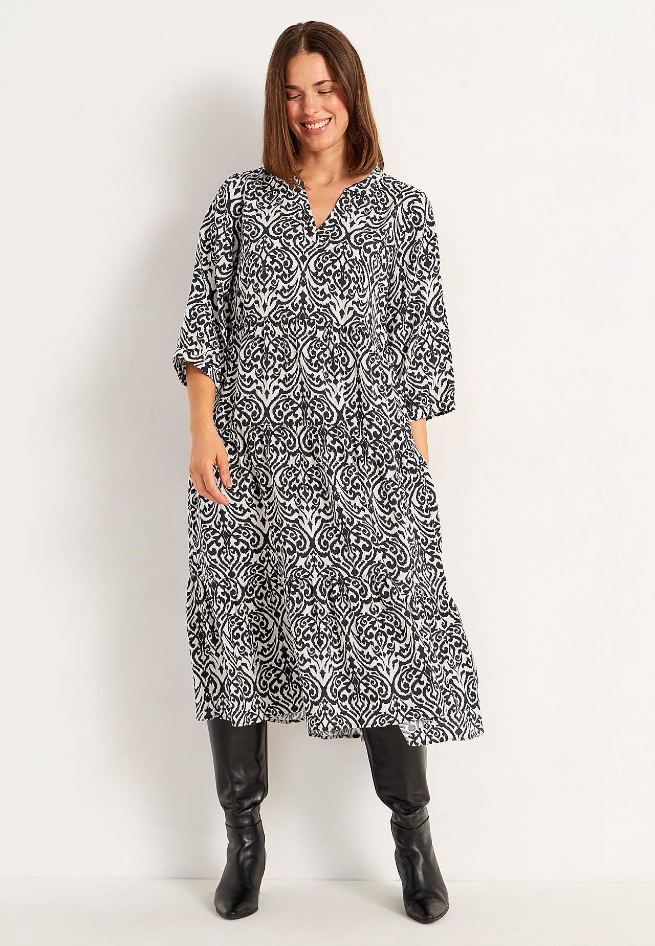 Dress with flounces