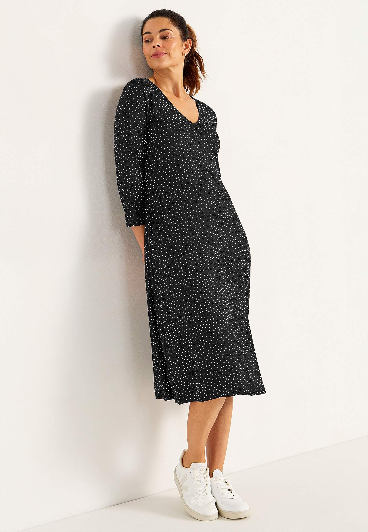 Jersey dress with pockets