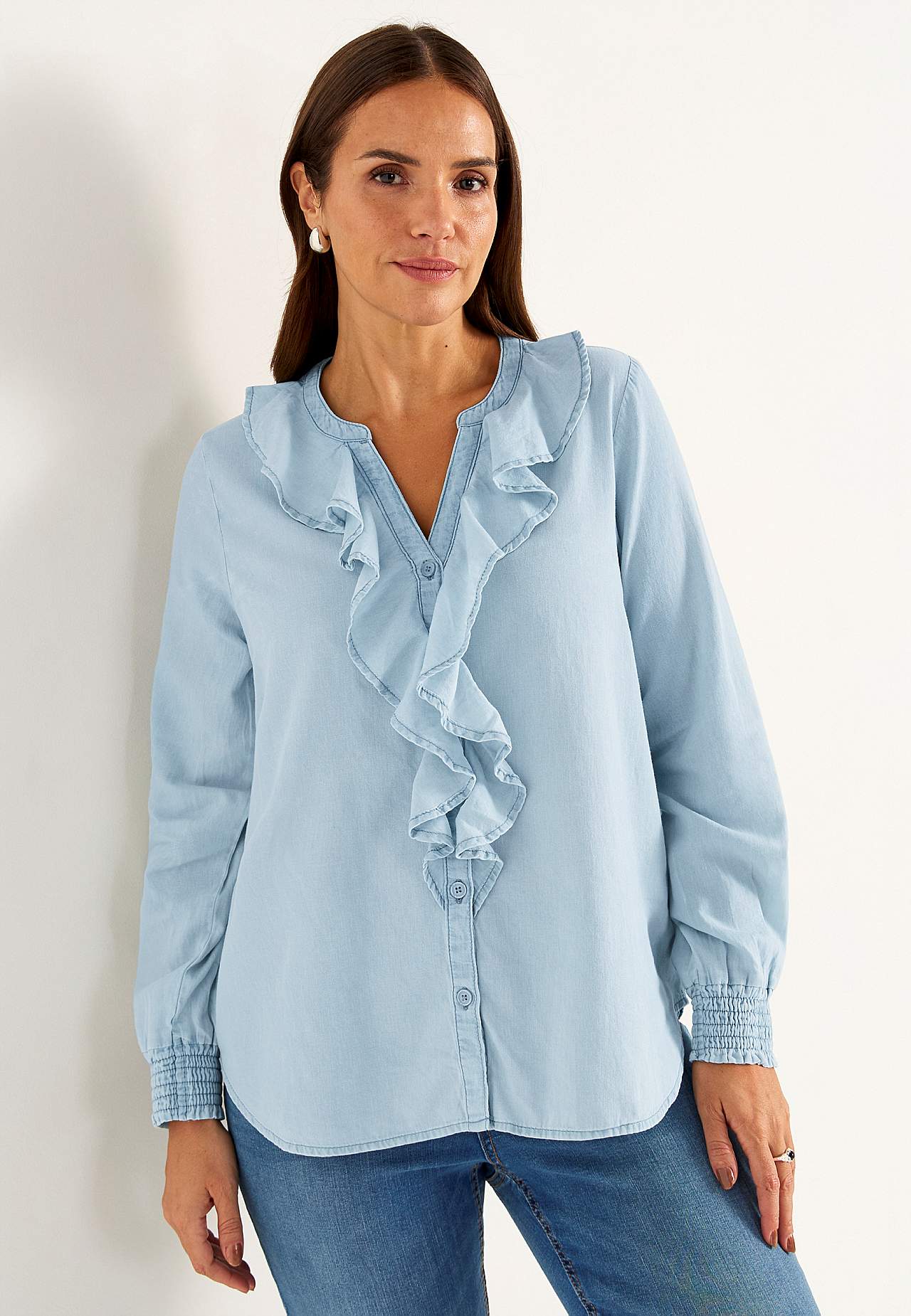 Flounce blouse in denim