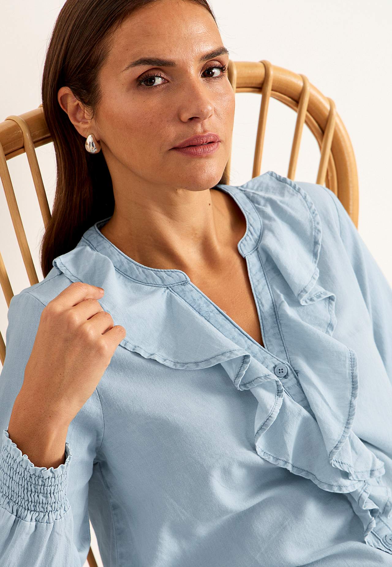 Flounce blouse in denim