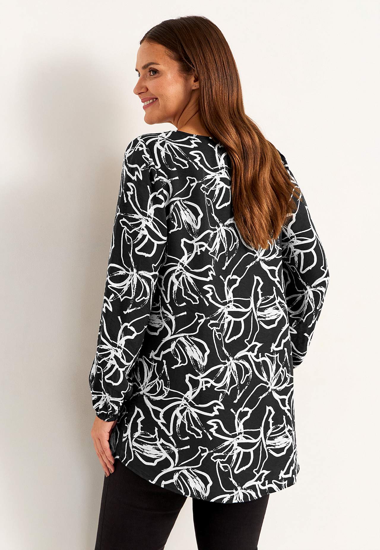Woven, patterned tunic top