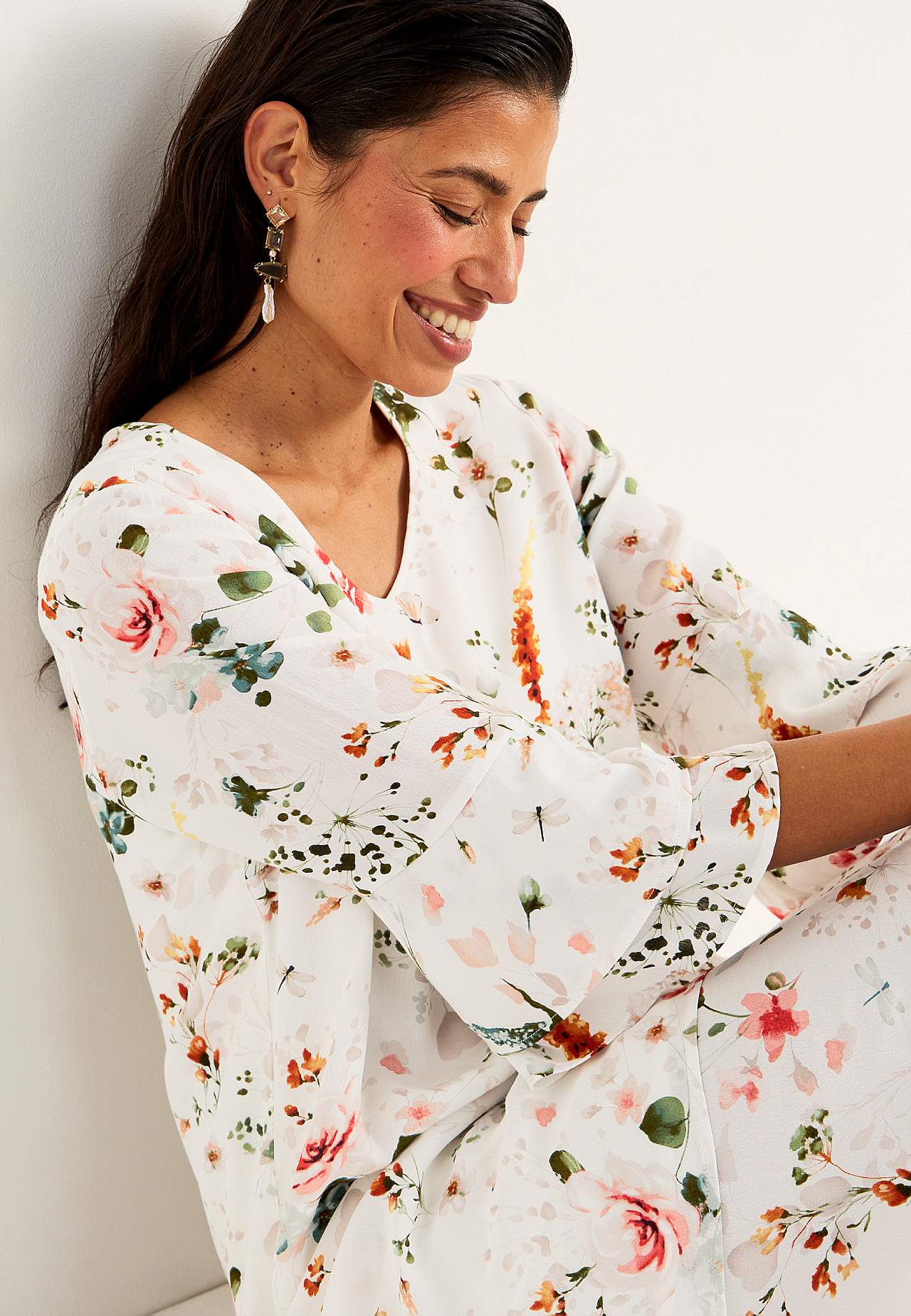 Summery party dress with flounces
