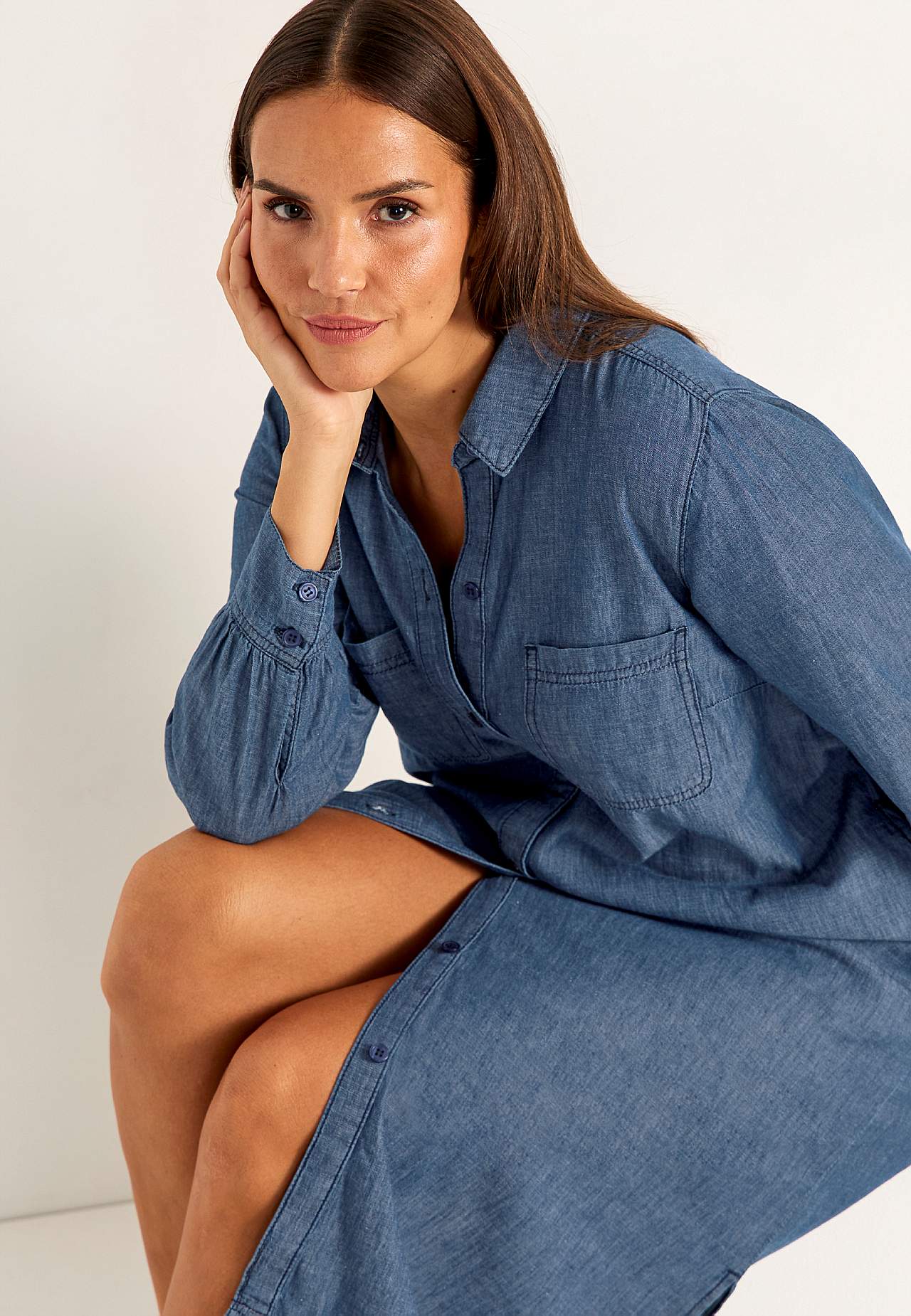 Denim dress with side pockets