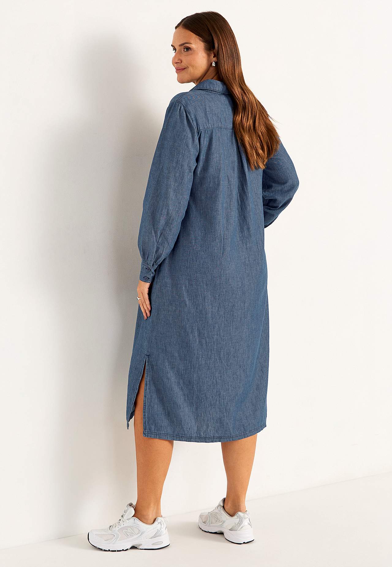 Denim dress with side pockets