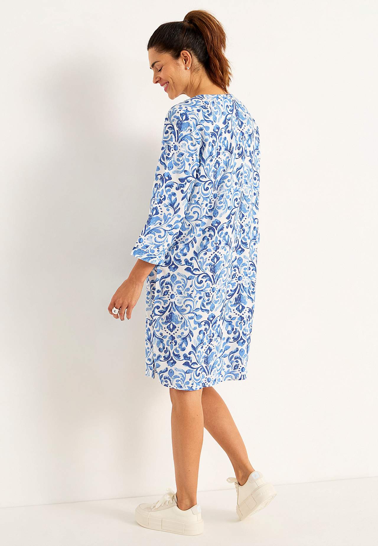 Woven, patterned dress