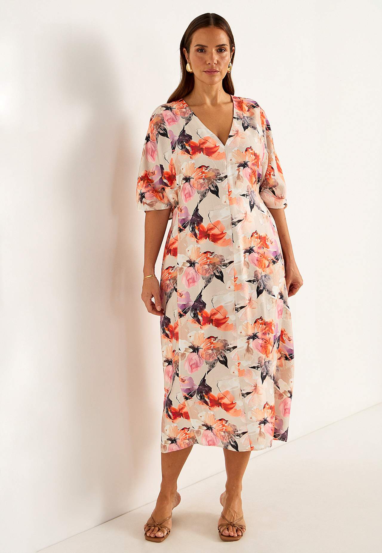 Festive, multifunctional kimono dress
