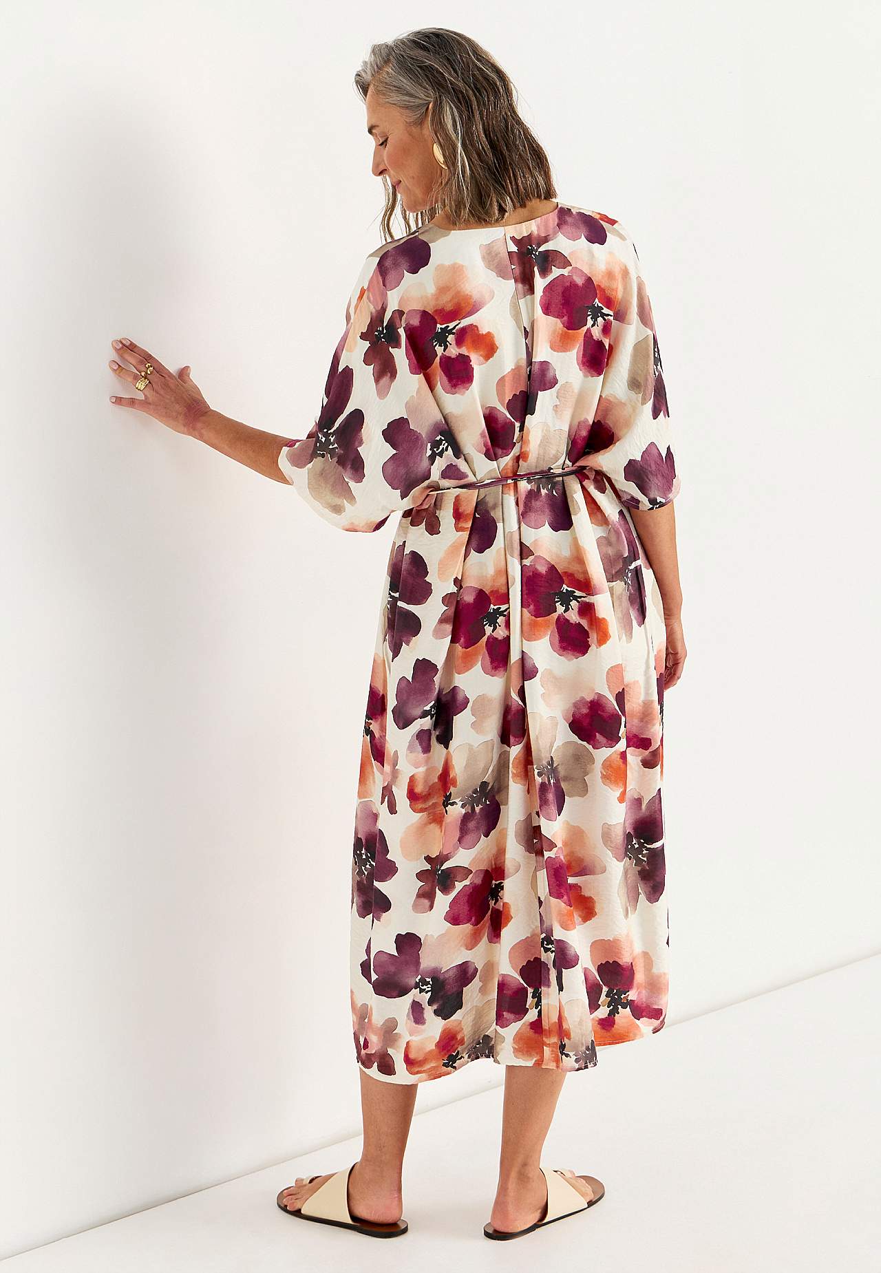 Airy, multifunctional kimono dress