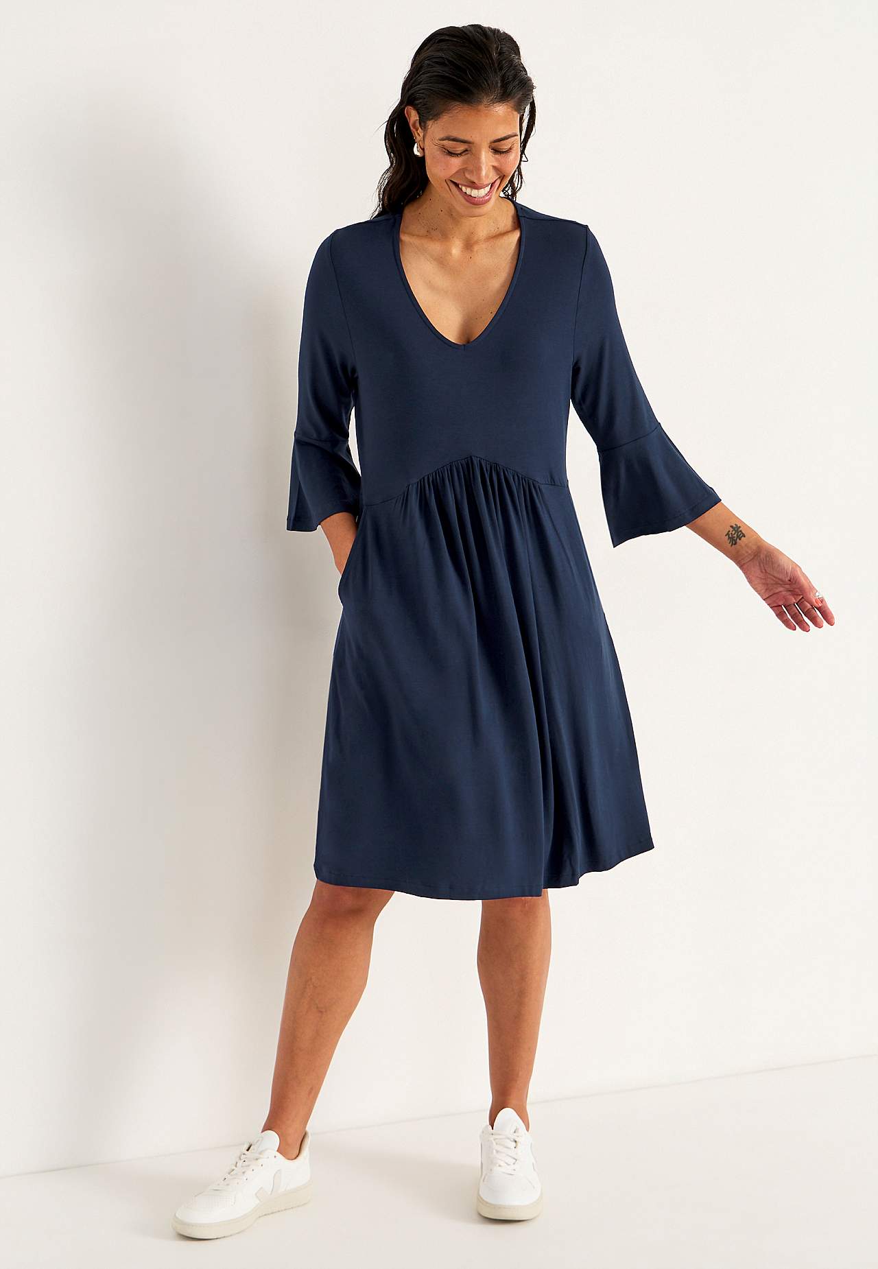 Jersey dress with pockets