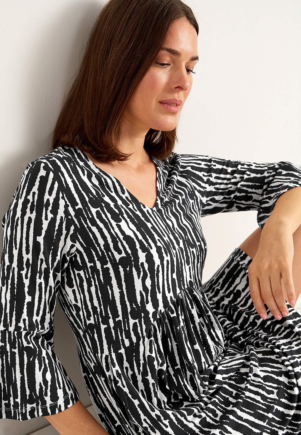 Jersey dress with pockets