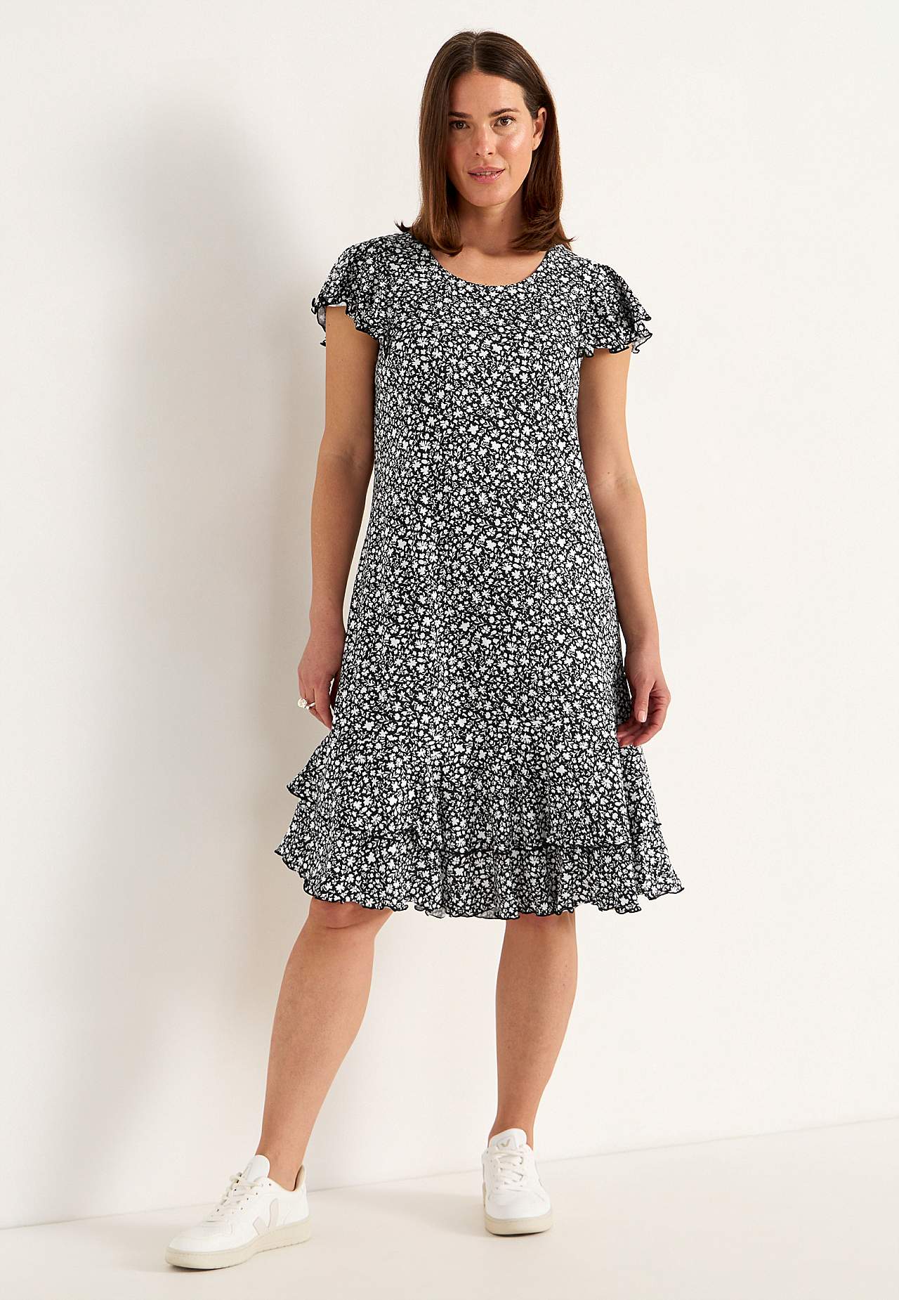 Jersey dress with frills
