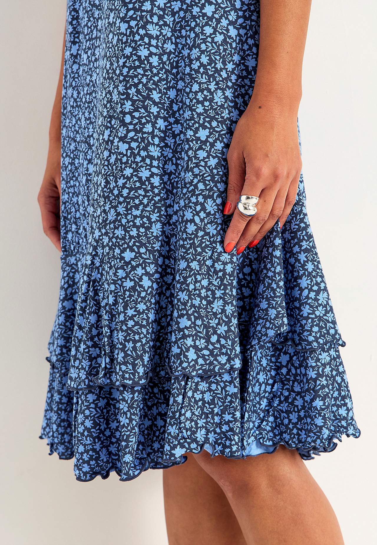 Jersey dress with frills